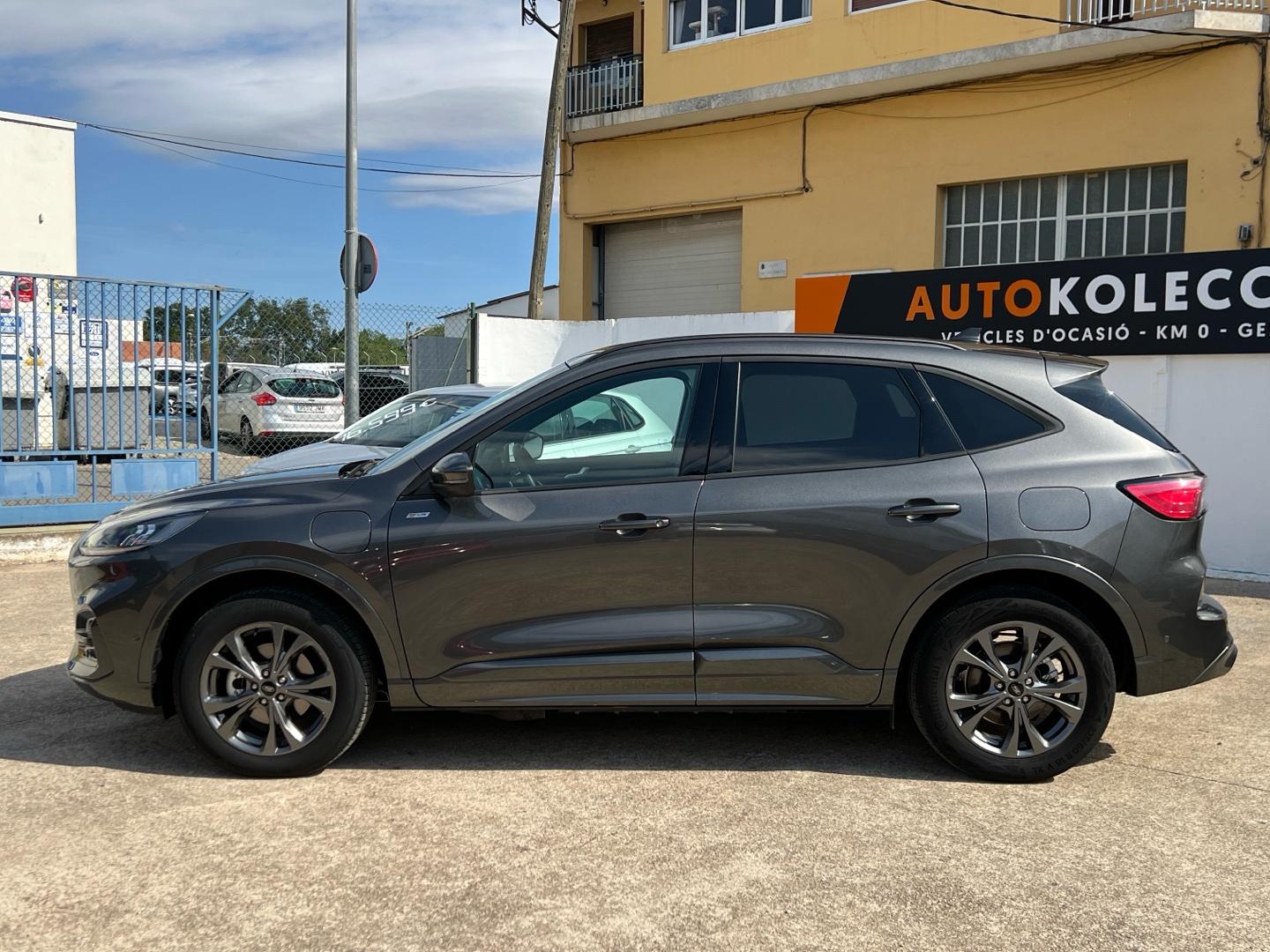 Ford Kuga 2.5 PHEV ST-LINE AUTO 225 5P