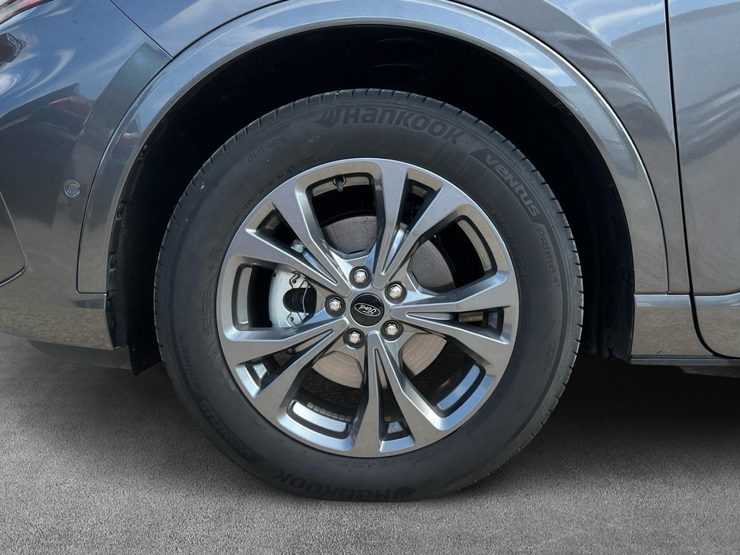 Ford Kuga 2.5 PHEV ST-LINE AUTO 225 5P