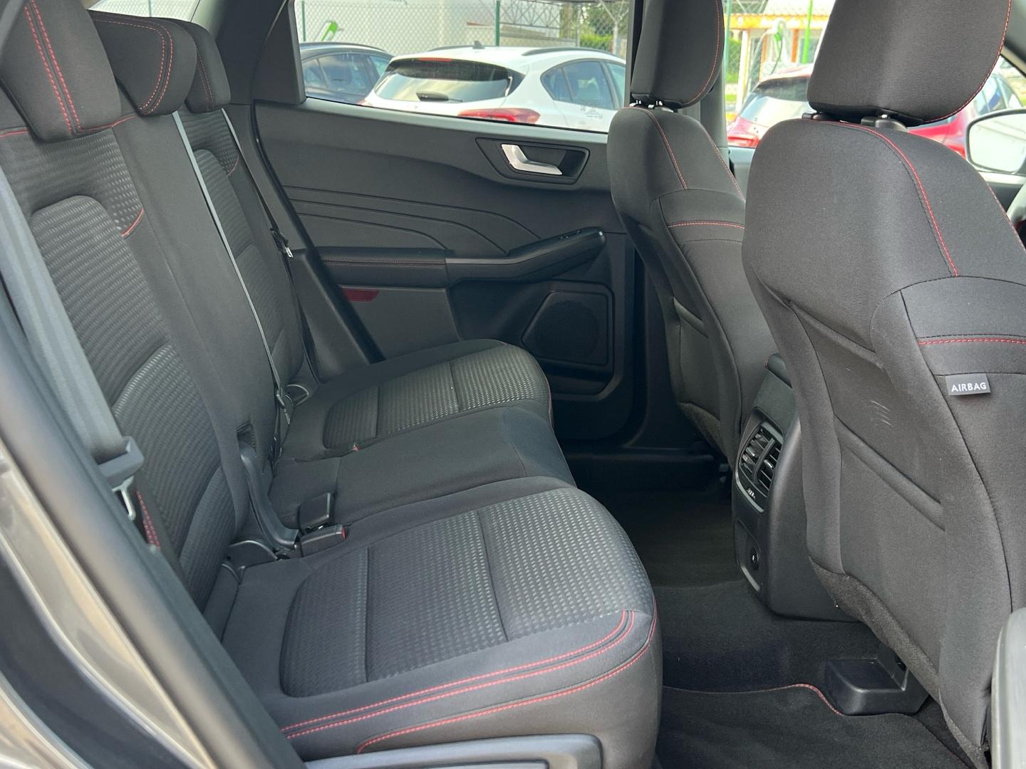 Ford Kuga 2.5 PHEV ST-LINE AUTO 225 5P
