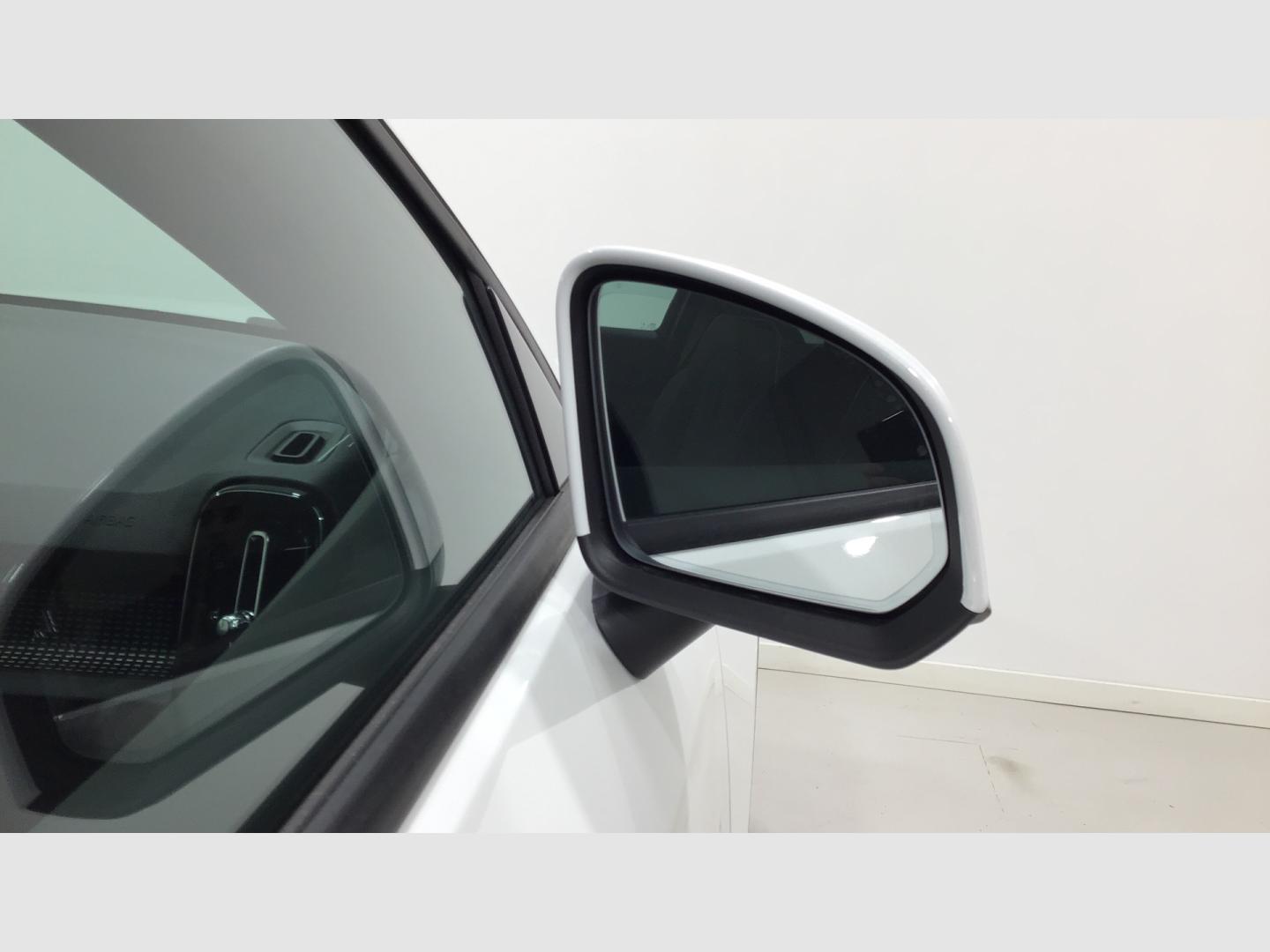 Volvo XC40 2.0 B3 CORE AUTO 163 5P