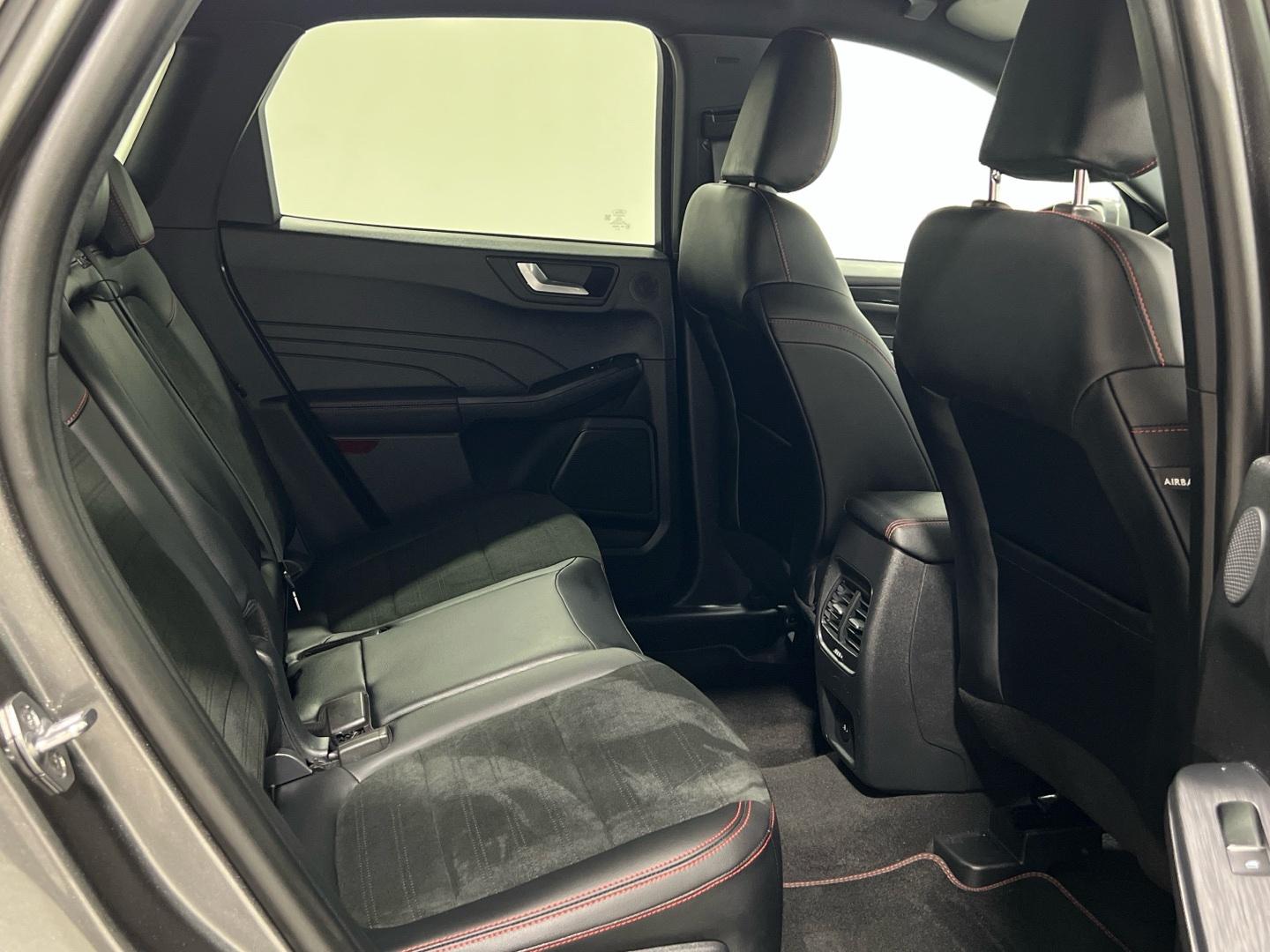 Ford Kuga 2.5 FHEV ST-LINE X AUTO 190 5P