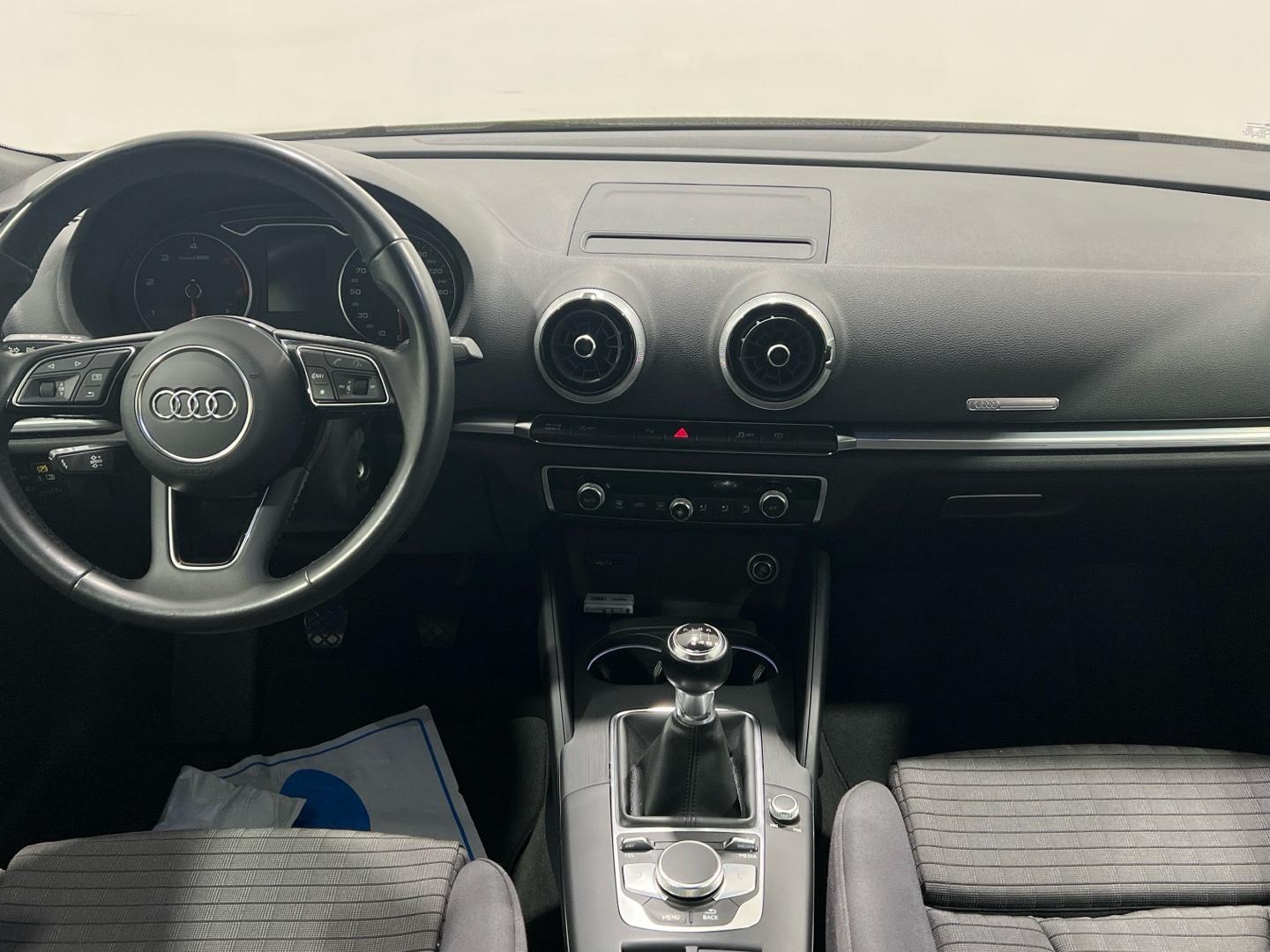 Audi A3 1.6 TDI S LINE EDITION SPORTBACK 116 5P