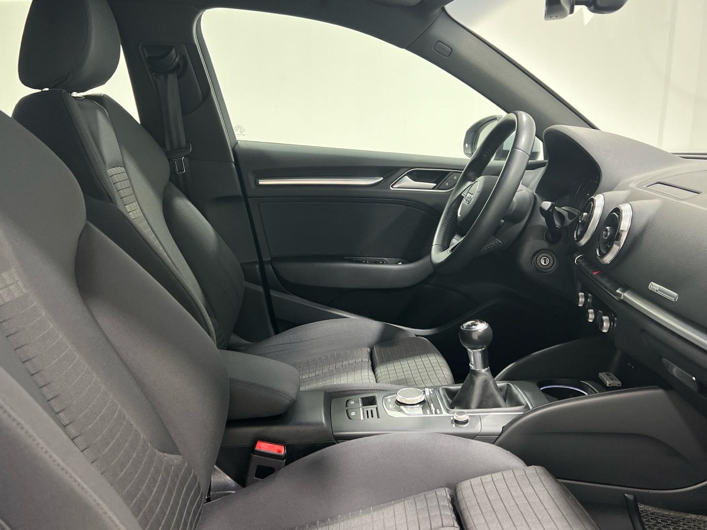 Audi A3 1.6 TDI S LINE EDITION SPORTBACK 116 5P