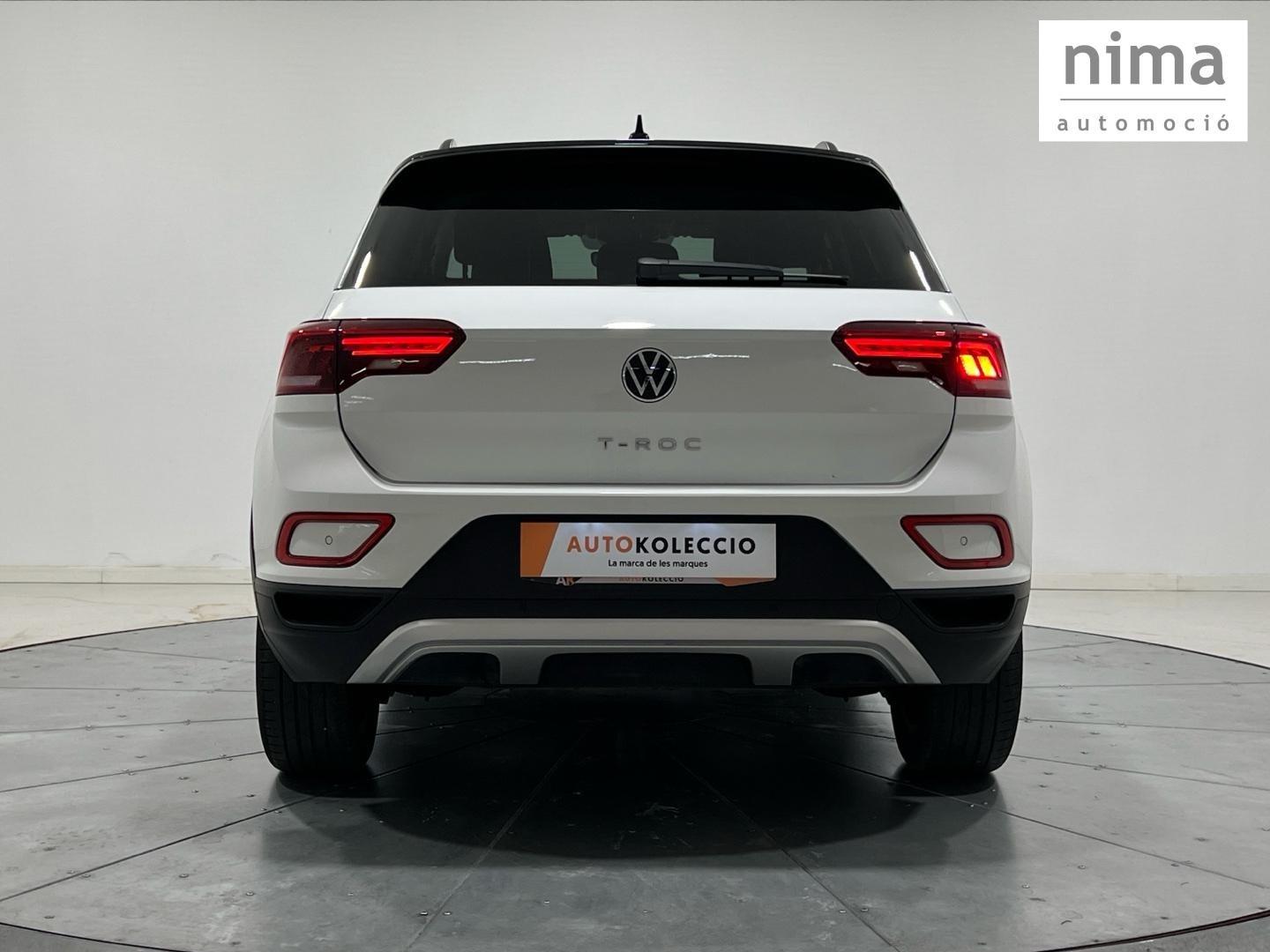 Volkswagen T-Roc 1.0 TSI 81KW DARK 110 5P
