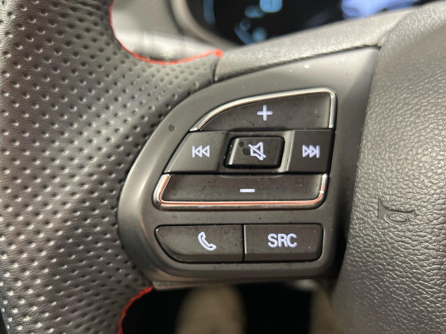 MG ZS 1.0T LUXURY AUTO 111 5P