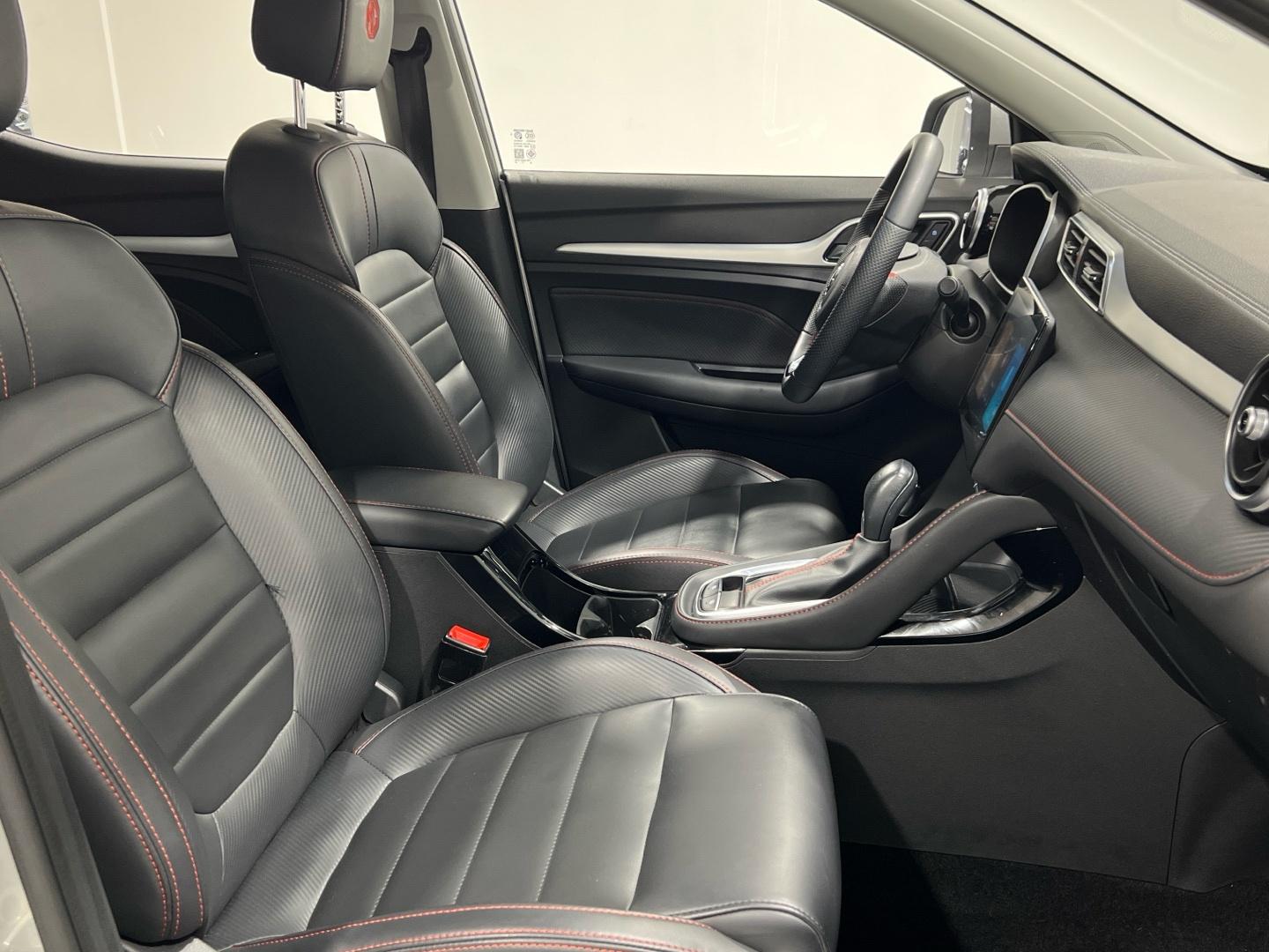 MG ZS 1.0T LUXURY AUTO 111 5P