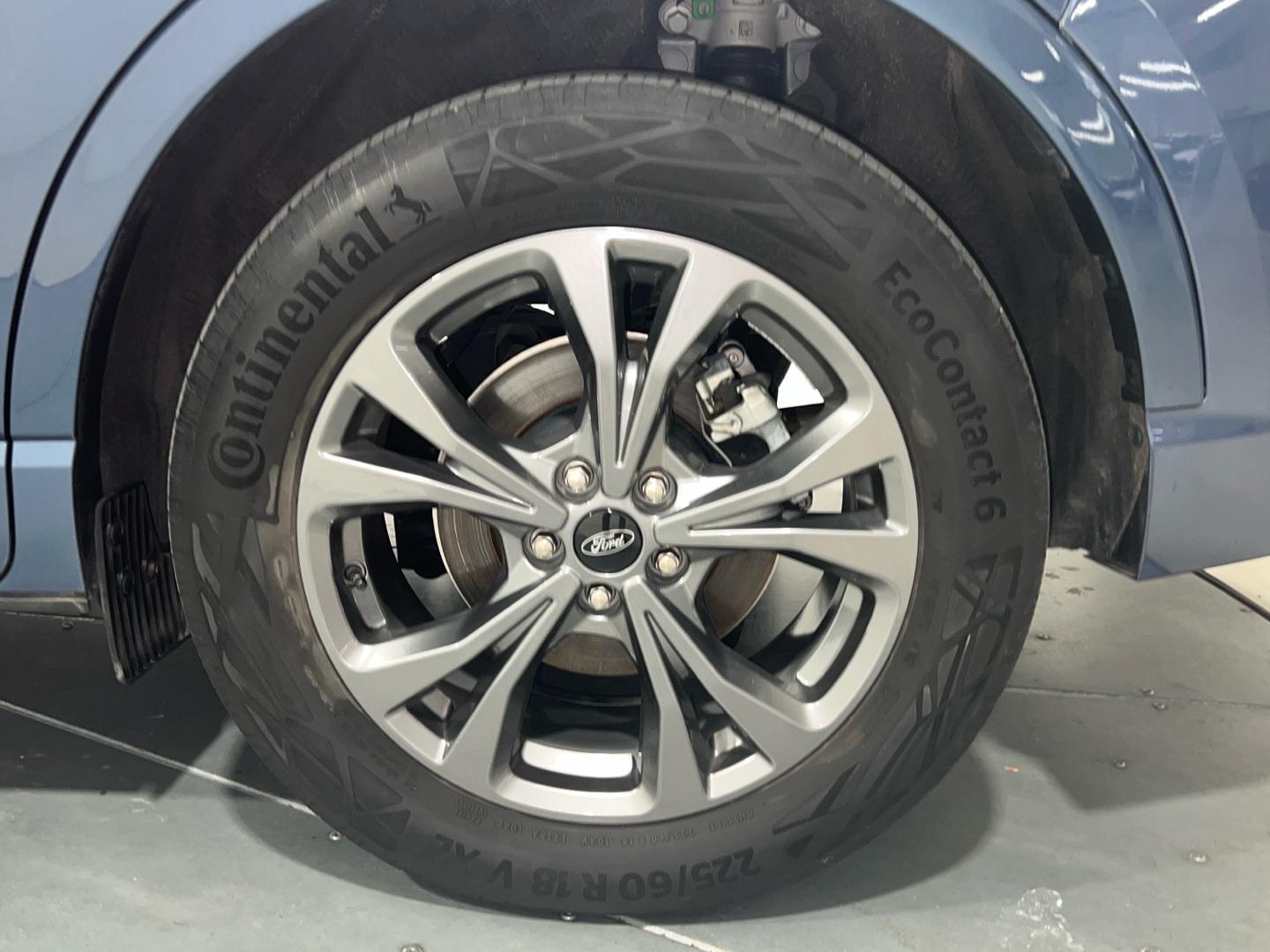 Ford Kuga 2.5 PHEV ST-LINE X AUTO 225 5P