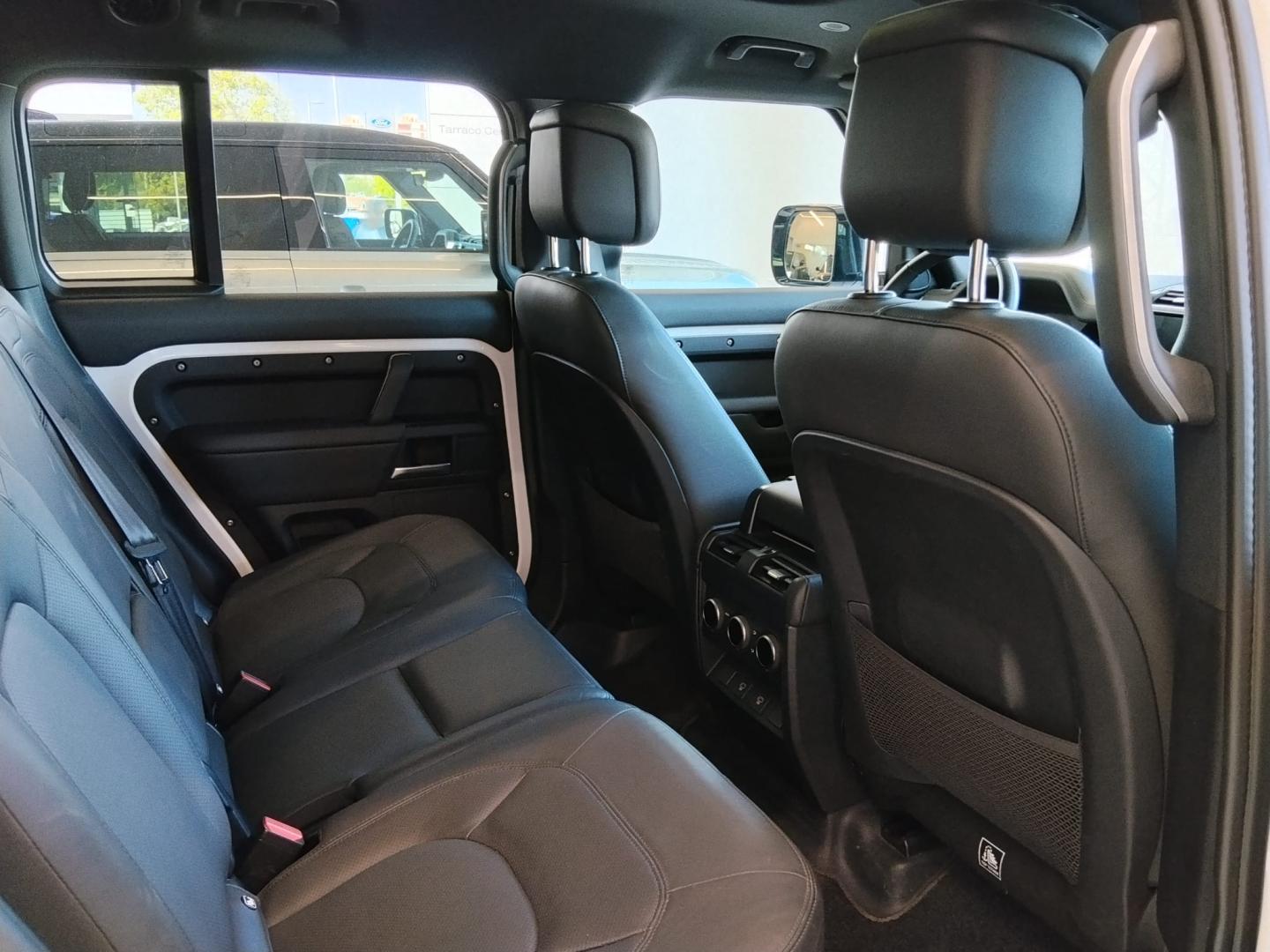 Land Rover Defender 3.0 D250 MHEV X-DYNAMIC HSE 130 AUTO 249 5P 8 Plazas