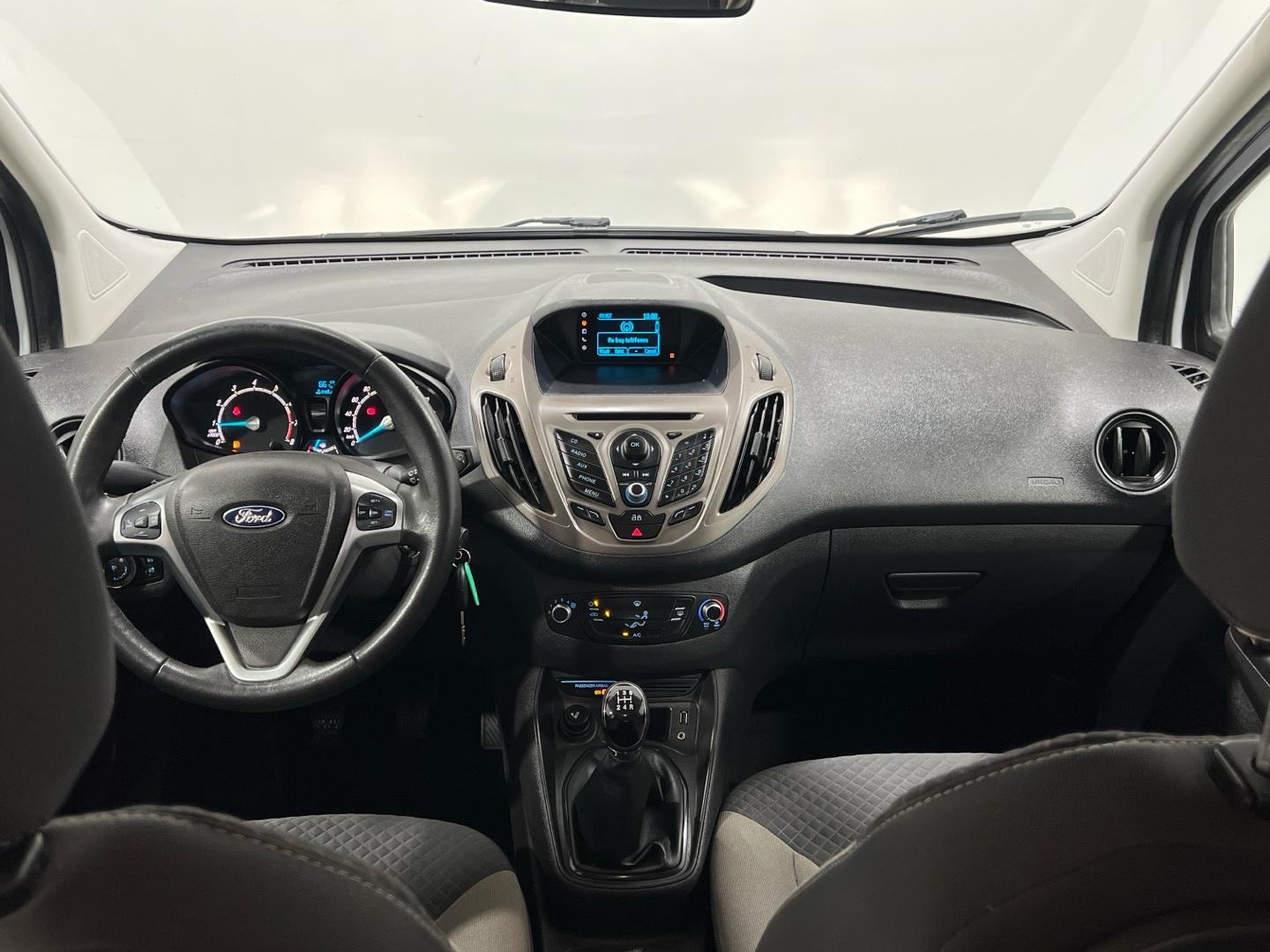 Ford Tourneo Courier 1.0T 100PS ECOBOOST TREND 100 5P
