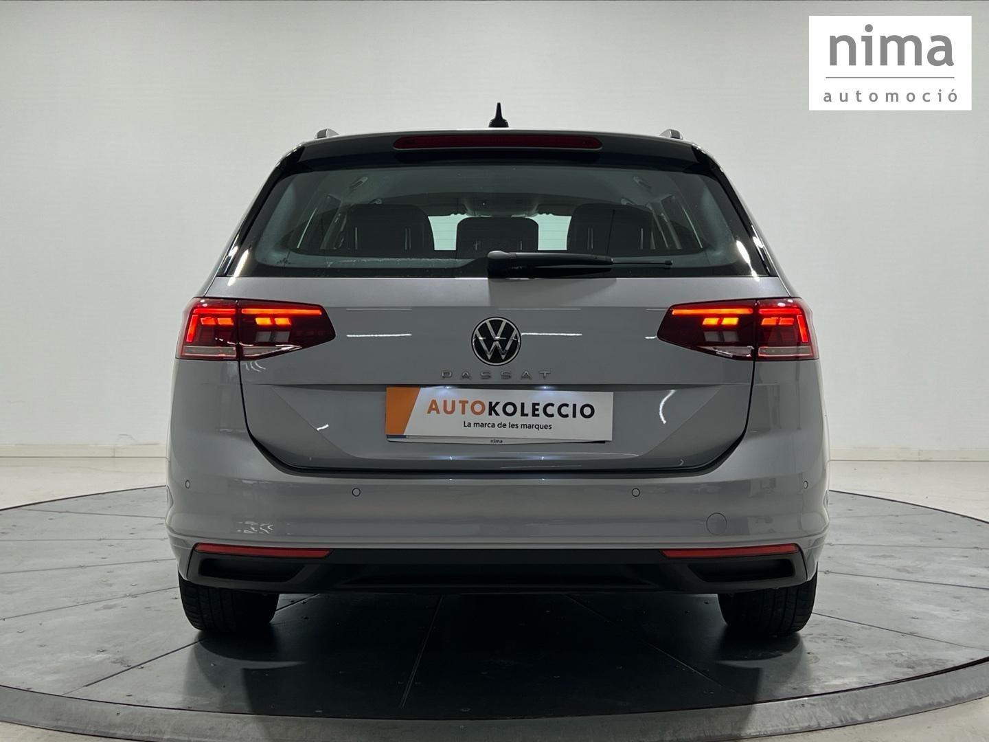 Volkswagen Passat 2.0 TDI 90KW DSG VARIANT 122 5P
