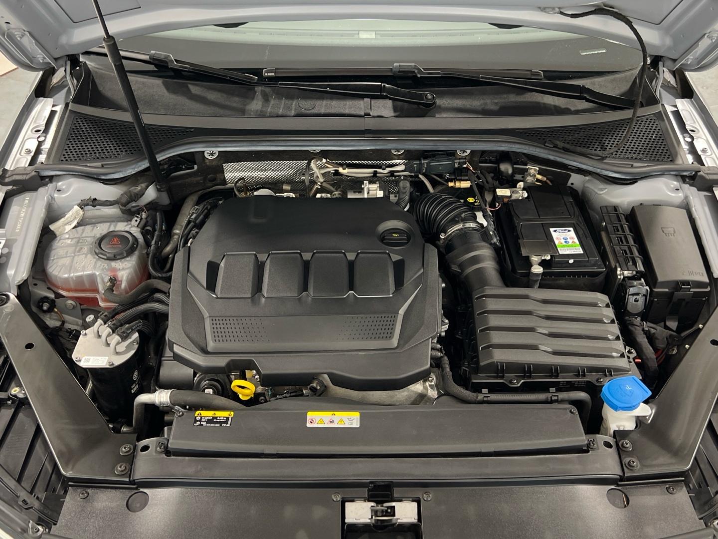Volkswagen Passat 2.0 TDI 90KW DSG VARIANT 122 5P