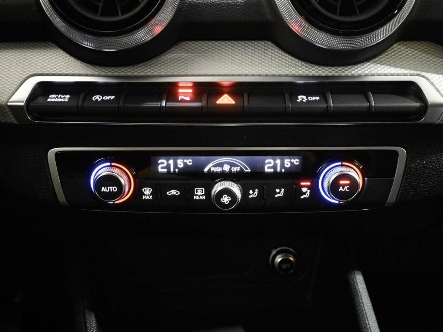 Audi Q2 Adrenalin Black Edition 35 TFSI 110 kW (150 CV) S tronic
