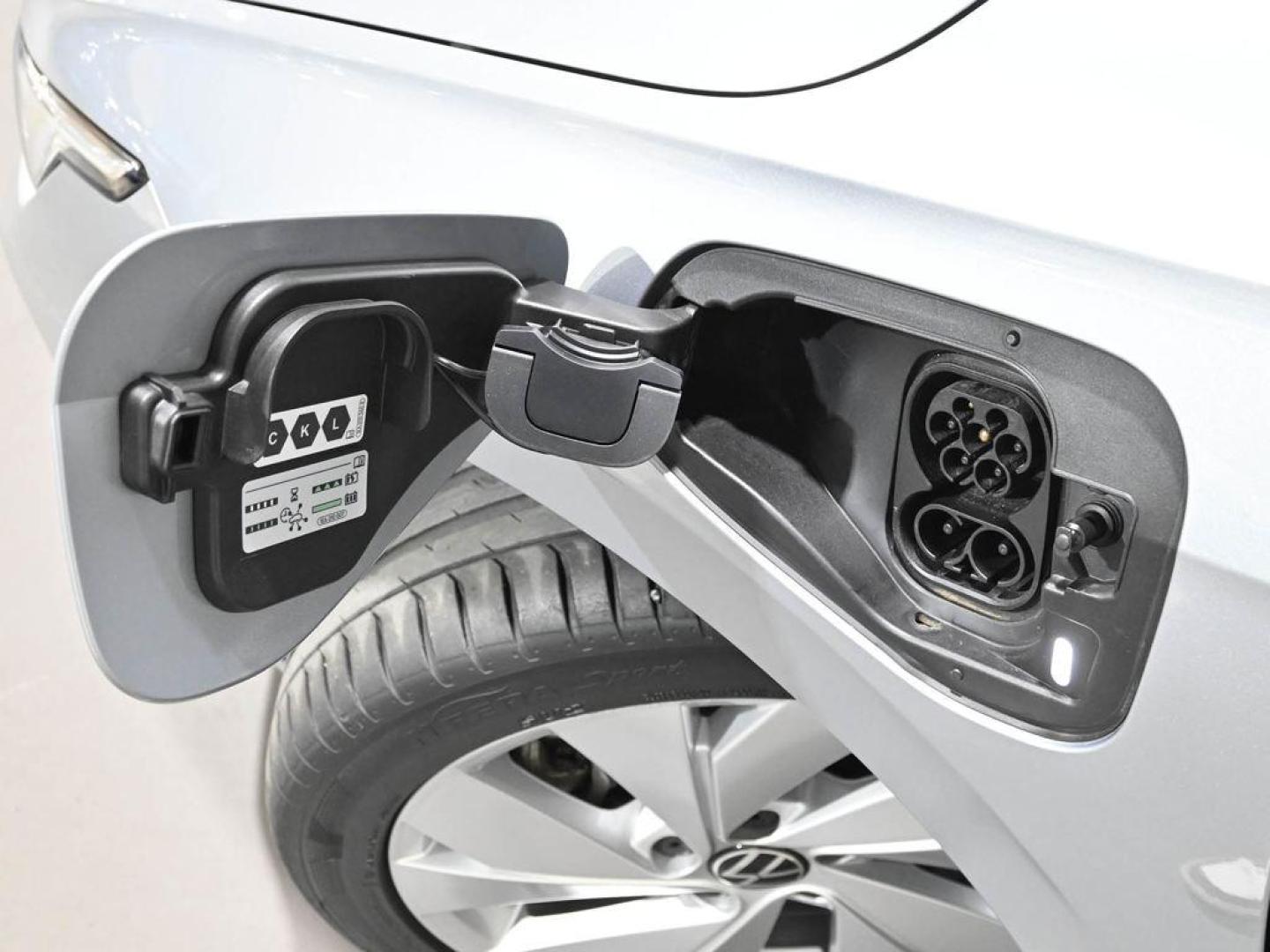 Volkswagen Golf Style 1.5 PHEV 150 kW (204 CV) DSG