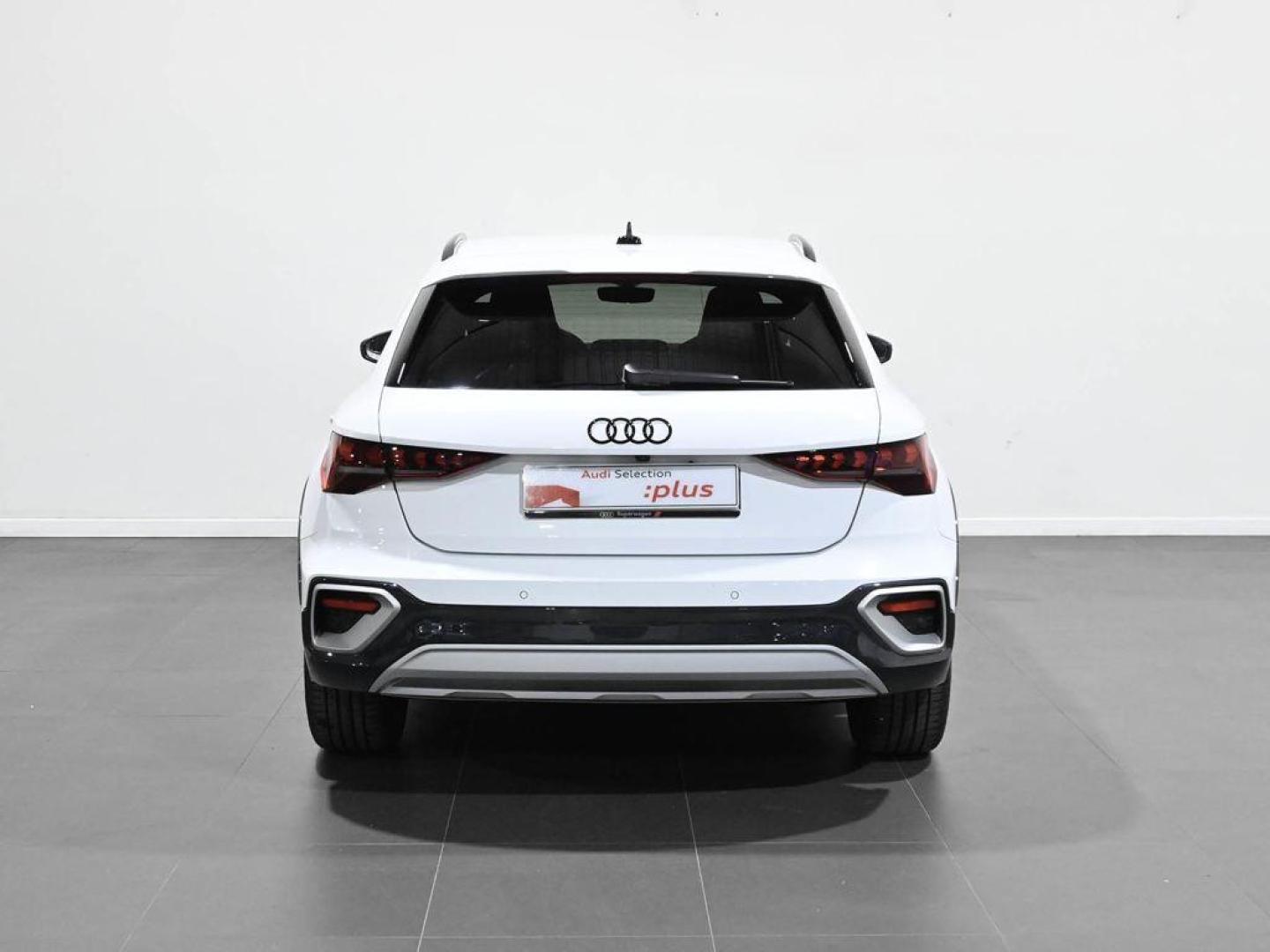 Audi A3 Allstreet Genuine 35 TFSI 110 kW (150 CV) S tronic