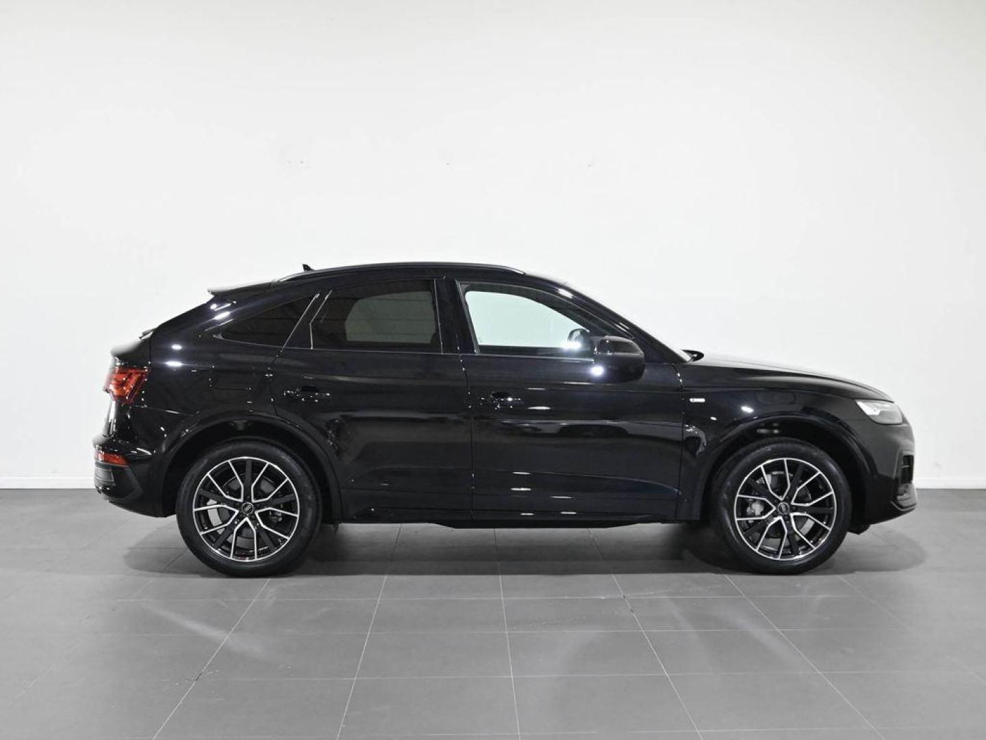 Audi Q5 SPORTBACK Black line 40 TDI quattro-ultra 150 kW (204 CV) S tronic