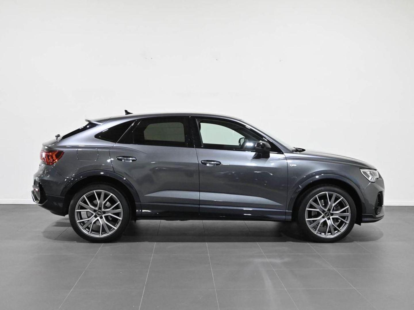 Audi Q3 Sportback Black line 40 TDI quattro 147 kW (200 CV) S tronic