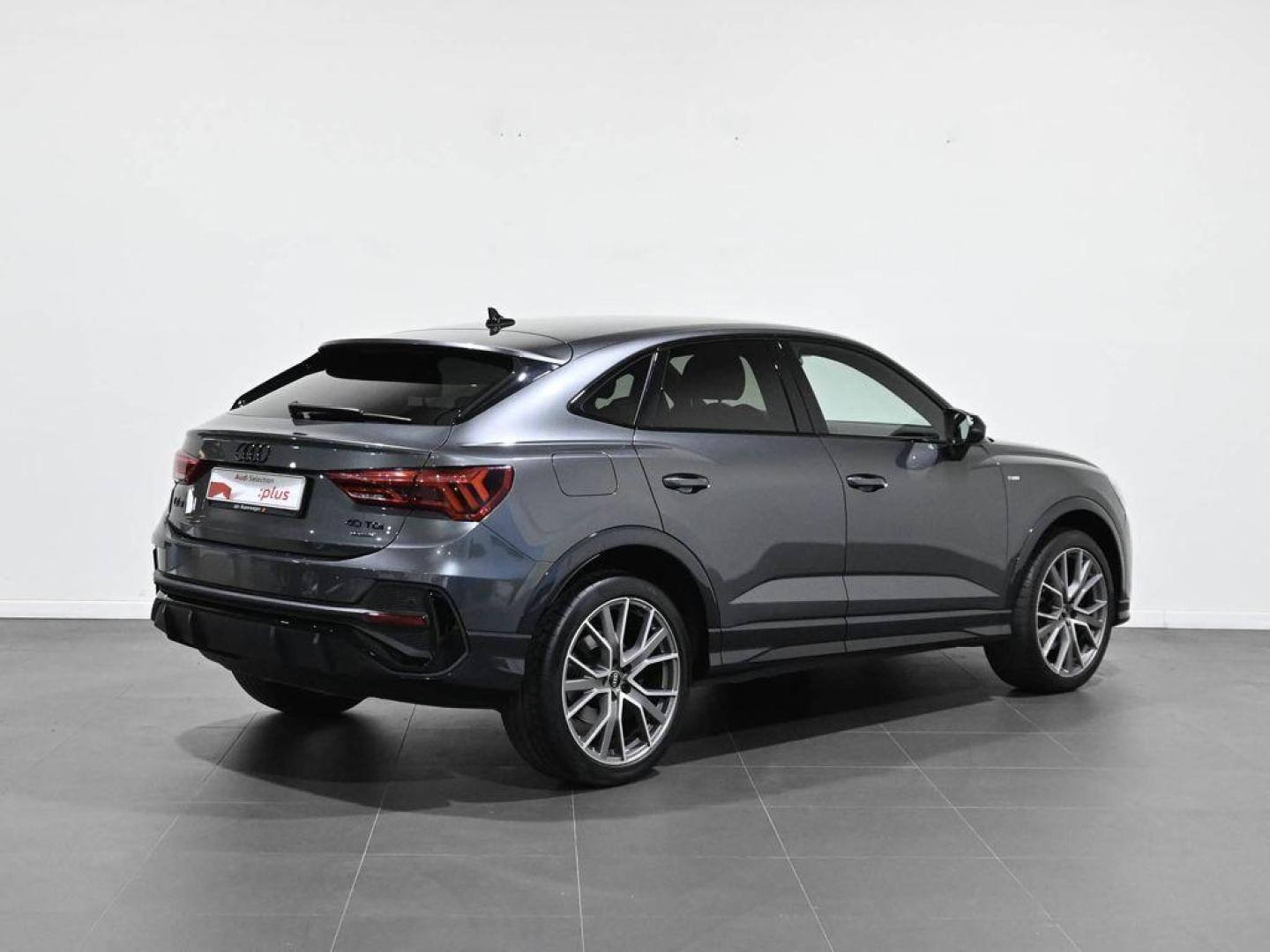 Audi Q3 Sportback Black line 40 TDI quattro 147 kW (200 CV) S tronic