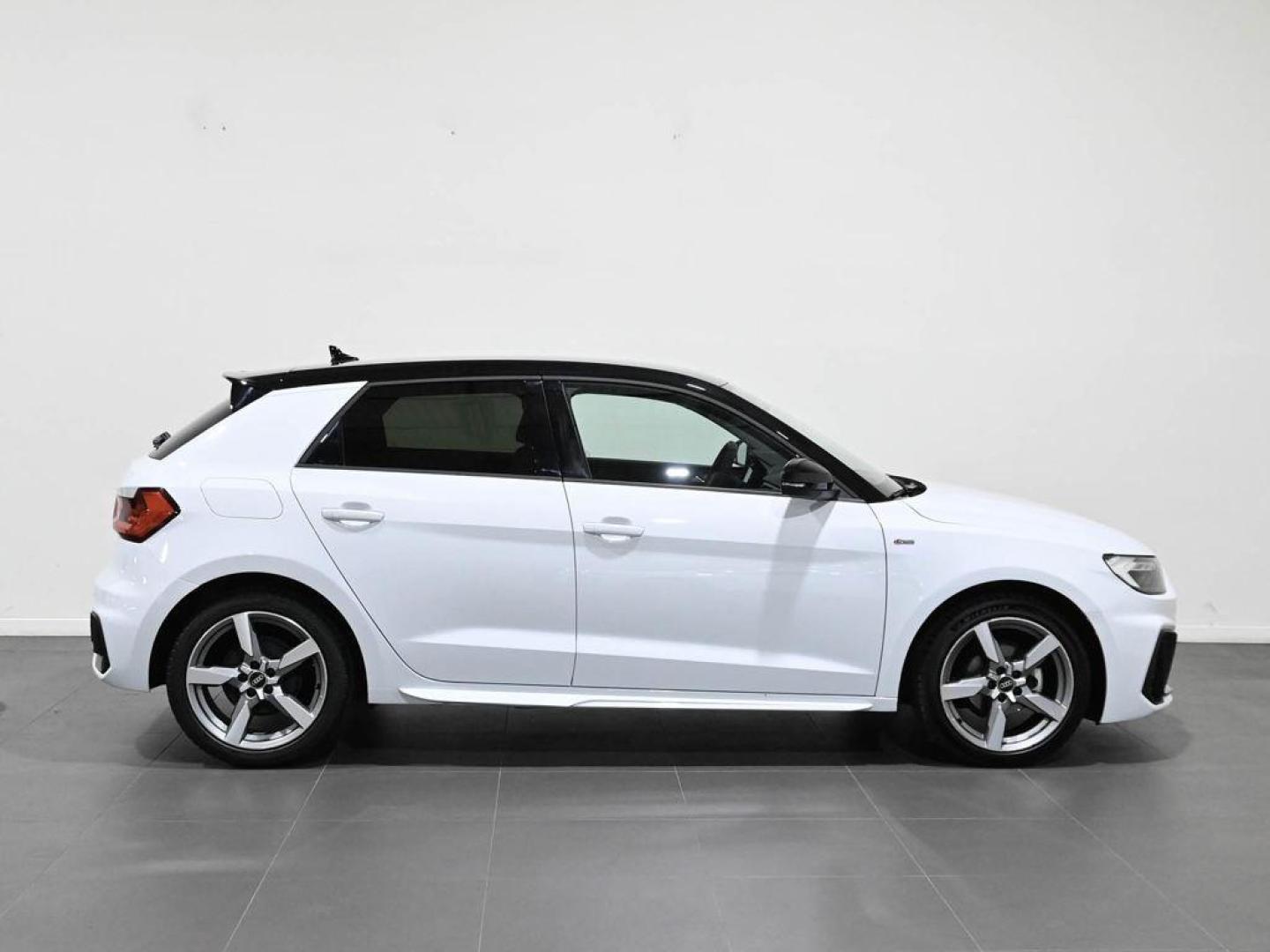 Audi A1 Sportback Adrenalin Black edition 25 TFSI 70 kW (95 CV)