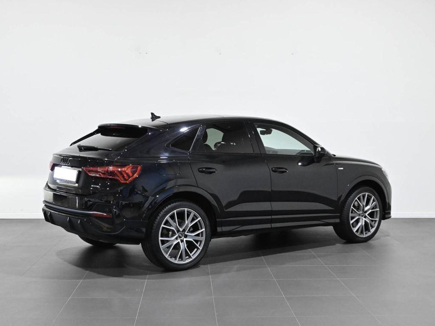 Audi Q3 Sportback Black Line 45 TFSI quattro 180 kW (245 CV) S tronic