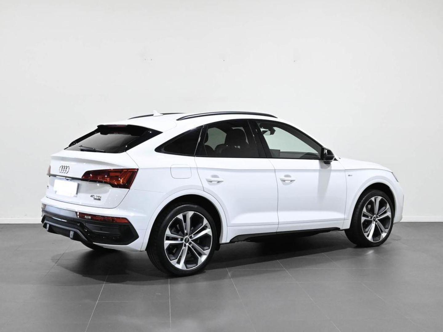 Audi Q5 SPORTBACK Black line 40 TDI quattro-ultra 150 kW (204 CV) S tronic