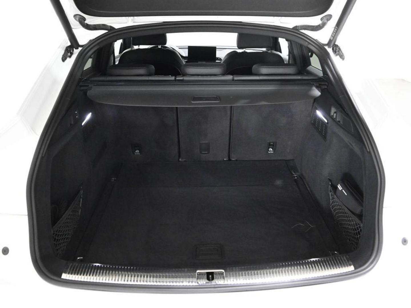 Audi Q5 SPORTBACK Black line 40 TDI quattro-ultra 150 kW (204 CV) S tronic