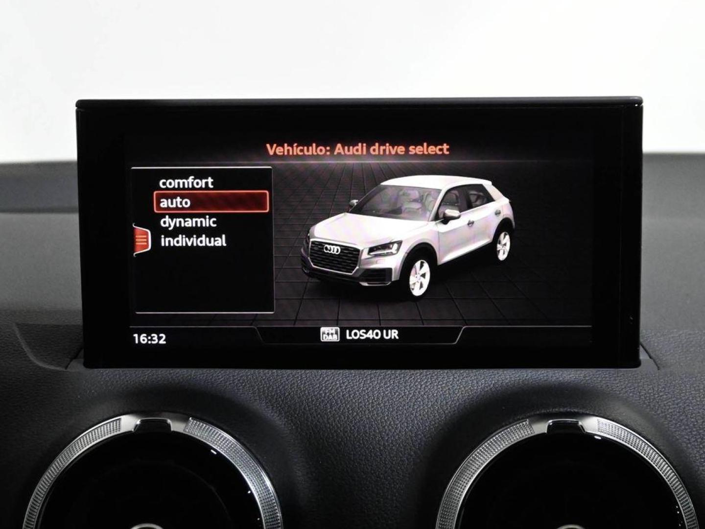 Audi Q2 Black line 30 TDI 85 kW (116 CV) S tronic