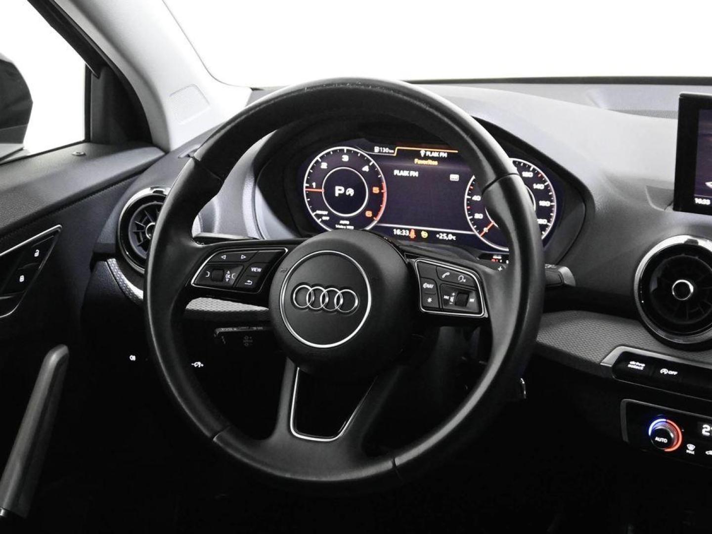 Audi Q2 Black line 30 TDI 85 kW (116 CV) S tronic