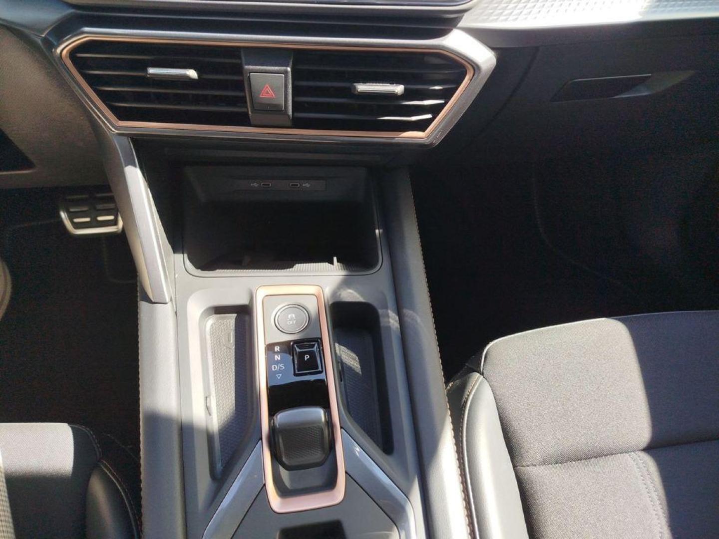 Cupra León SP 1.5 eTSI DSG 110 kW (150 CV)