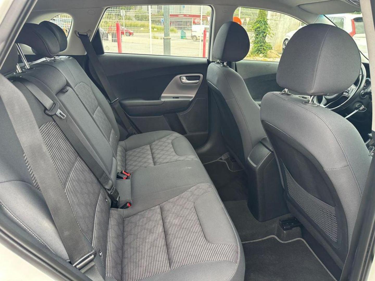 Kia Niro 1.6 GDi HEV Híbrido Concept 104 kW (141 CV)