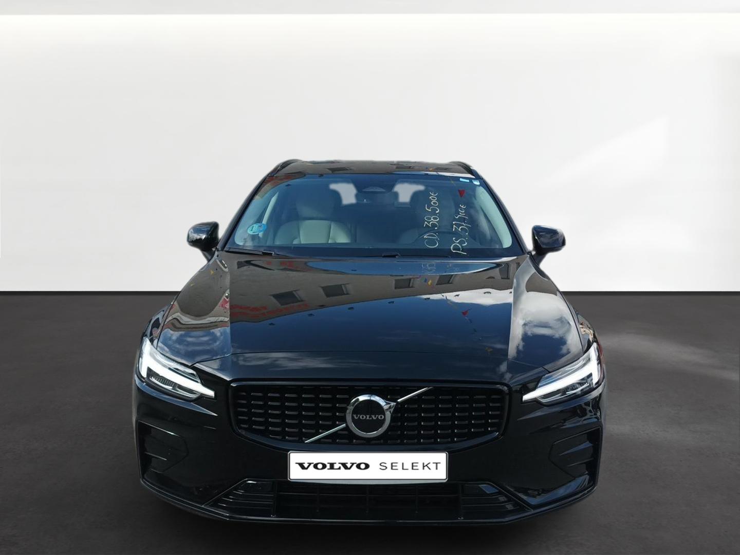 Volvo V60 2.0 B4 P PLUS DARK AUTO 197 5P