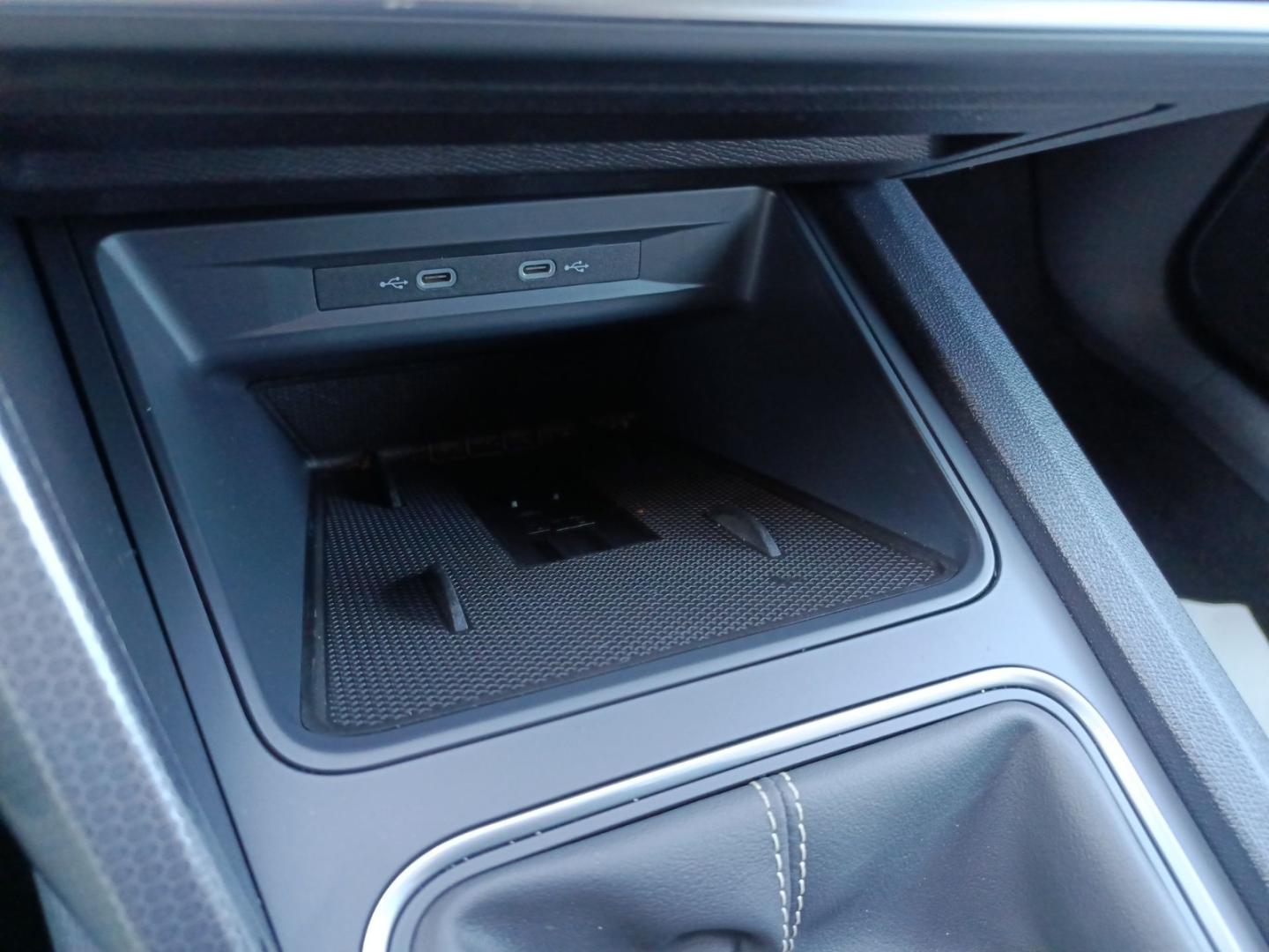 SEAT Leon 1.5 TSI 85KW S/S STYLE 25 ANIVERSARIO 116 5P