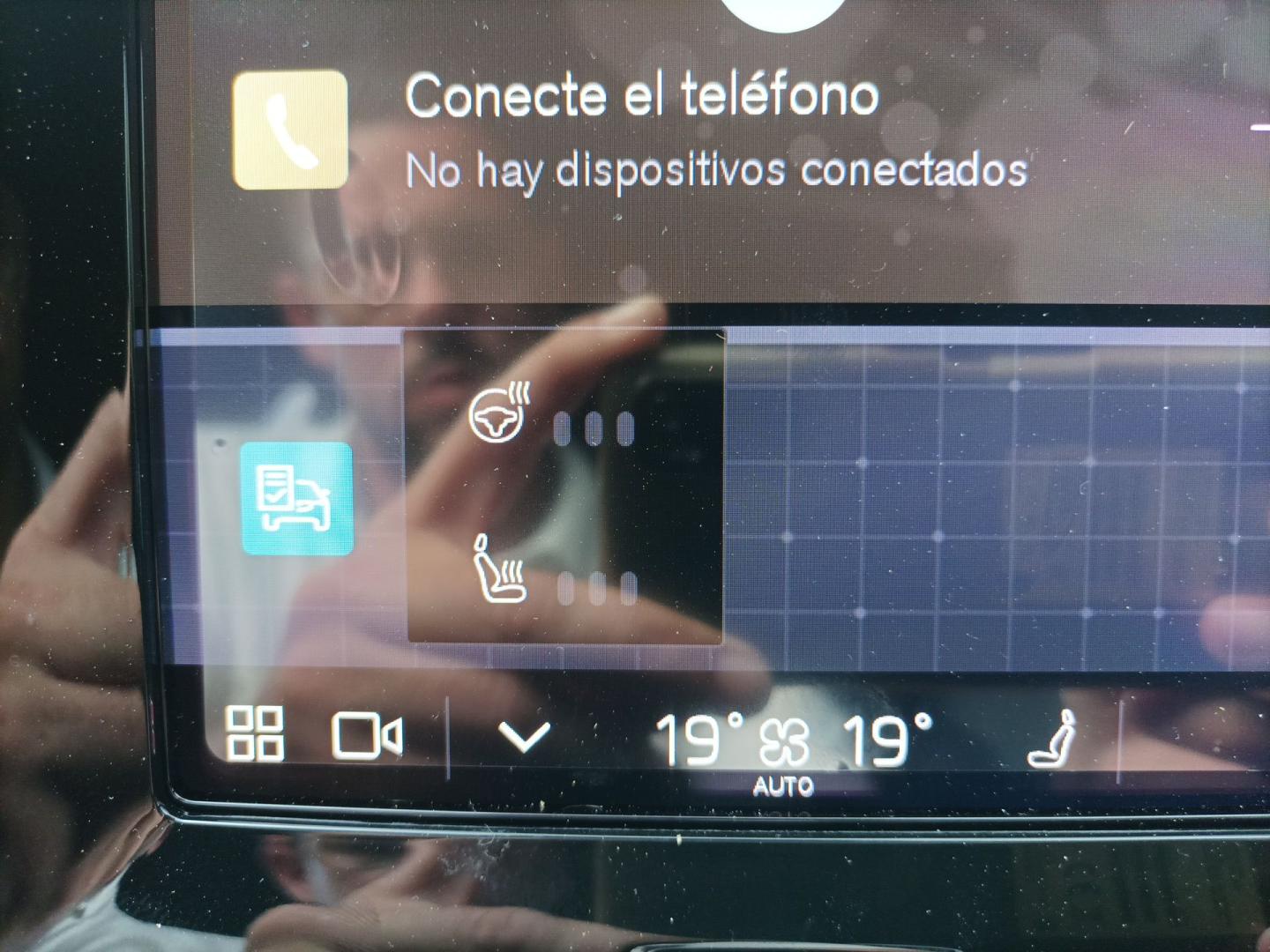 Volvo XC40 2.0 B3 PLUS DARK AUTO 163 5P