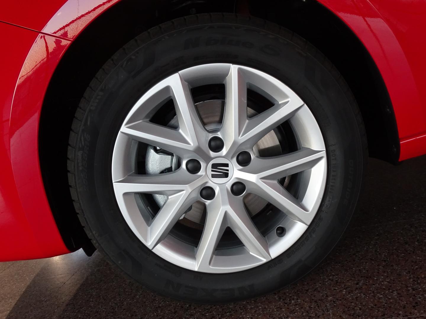 SEAT Leon 1.0 eTSI S&S Style DSG 81 kW (110 CV)