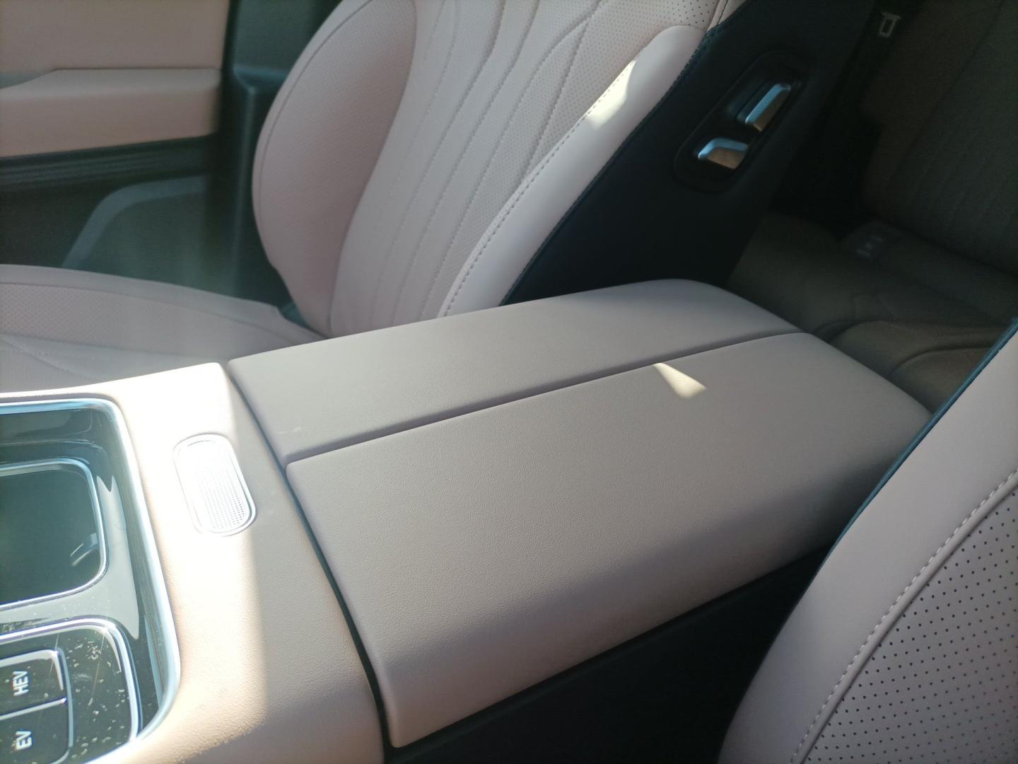 Ebro S900 1.5 TGDI PHEV LUXURY 3DHT 4WD 425 5P 7 Plazas