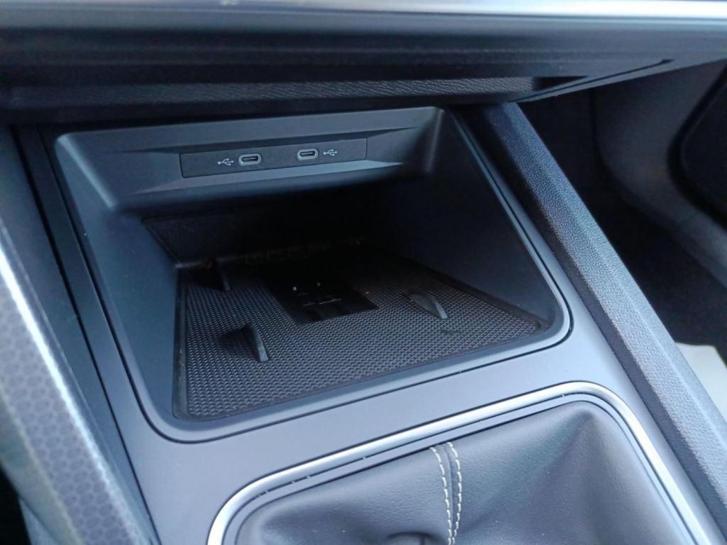 SEAT Leon 1.5 TSI S&S Style 25 Aniversario 85 kW (116 CV)