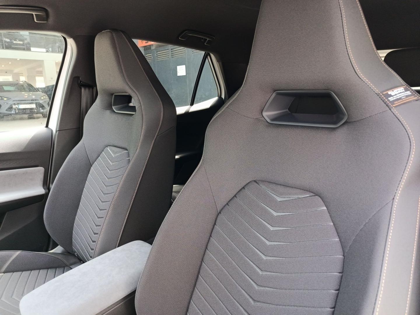 Cupra Born 59 kWh Advanced Plus 150 kW (204 CV)