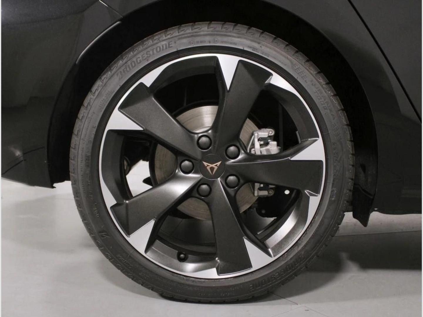 Cupra León SP 1.5 eTSI DSG 110 kW (150 CV)