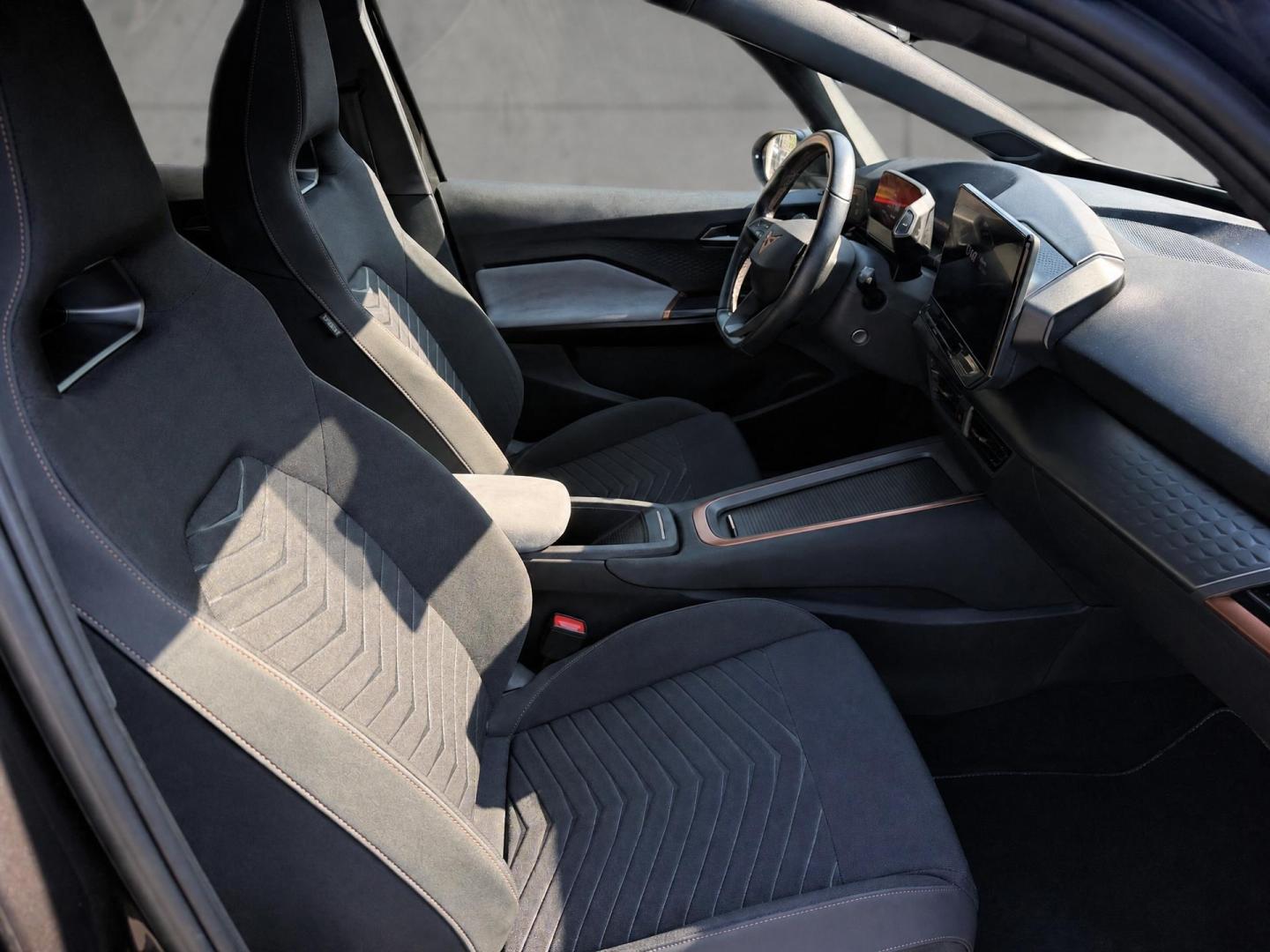 Cupra Born 58 kWh 150 kW (204 CV)