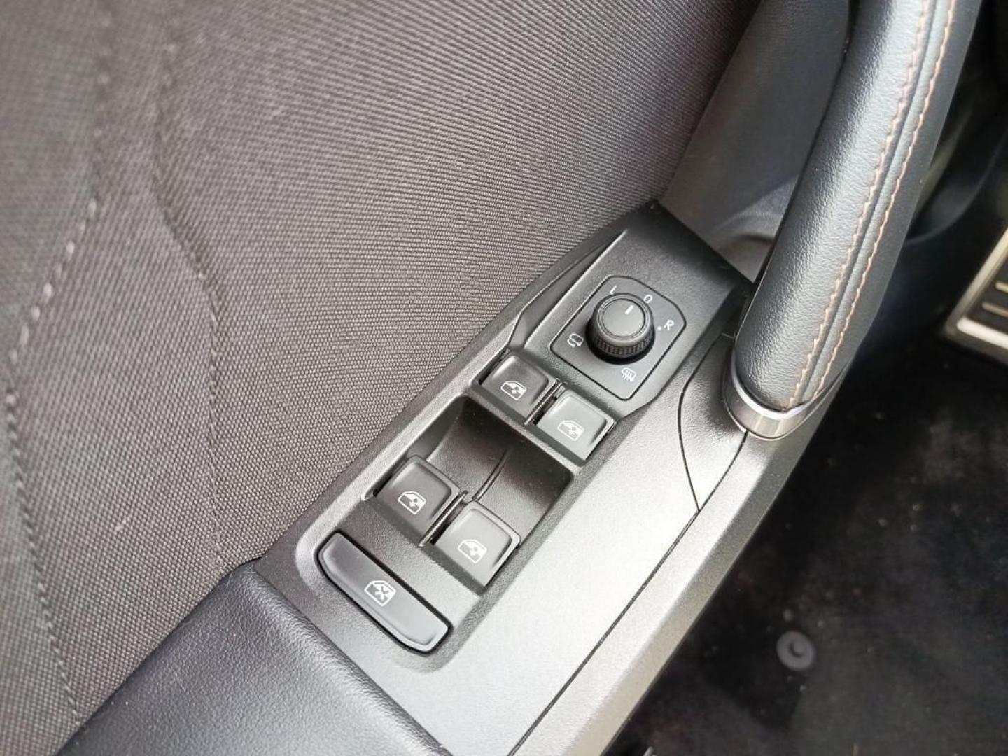 Cupra Leon 1.5 TSI e-Hybrid DSG 150 kW (204 CV)