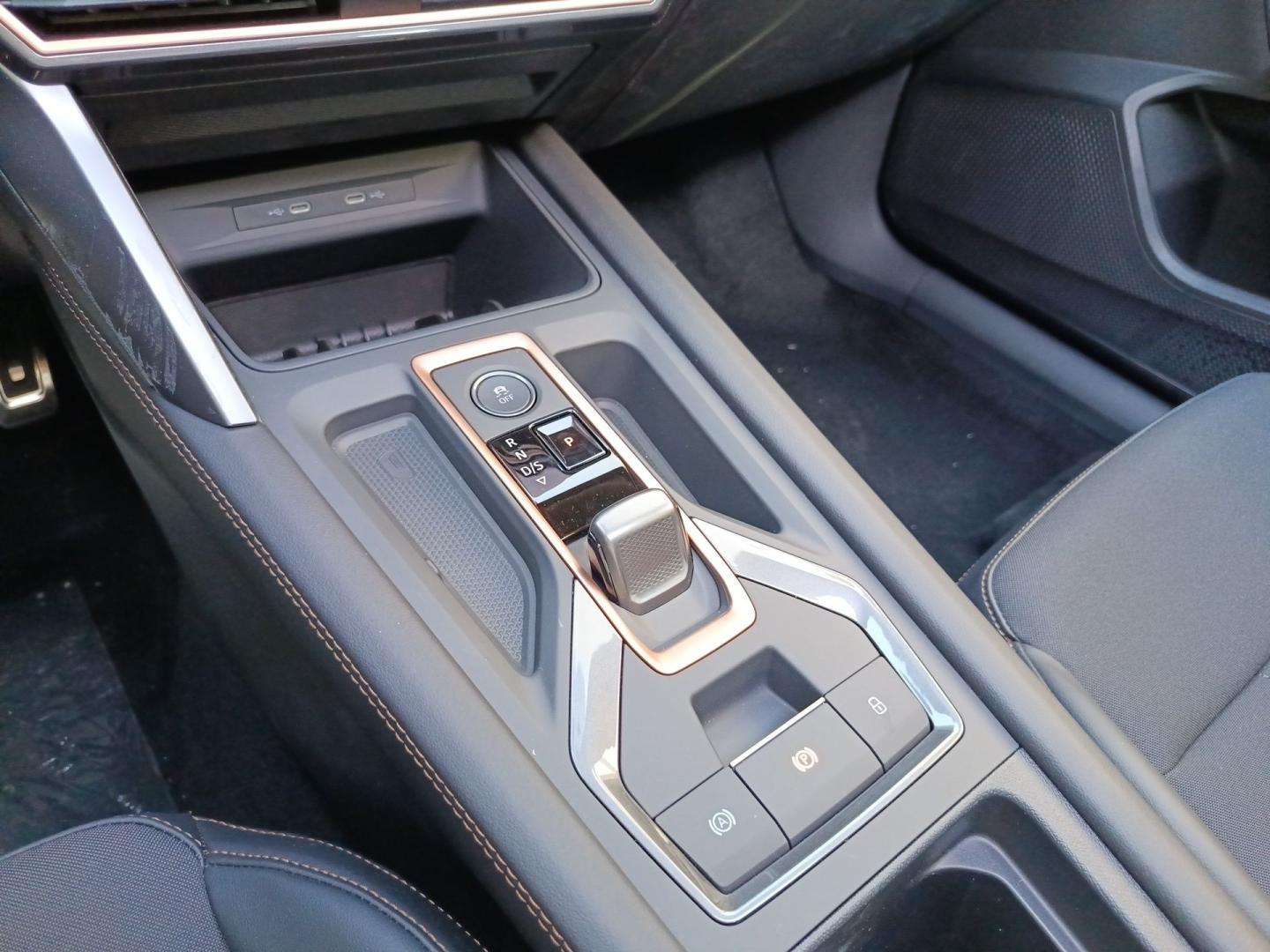 Cupra Leon 1.5 TSI e-Hybrid DSG 150 kW (204 CV)