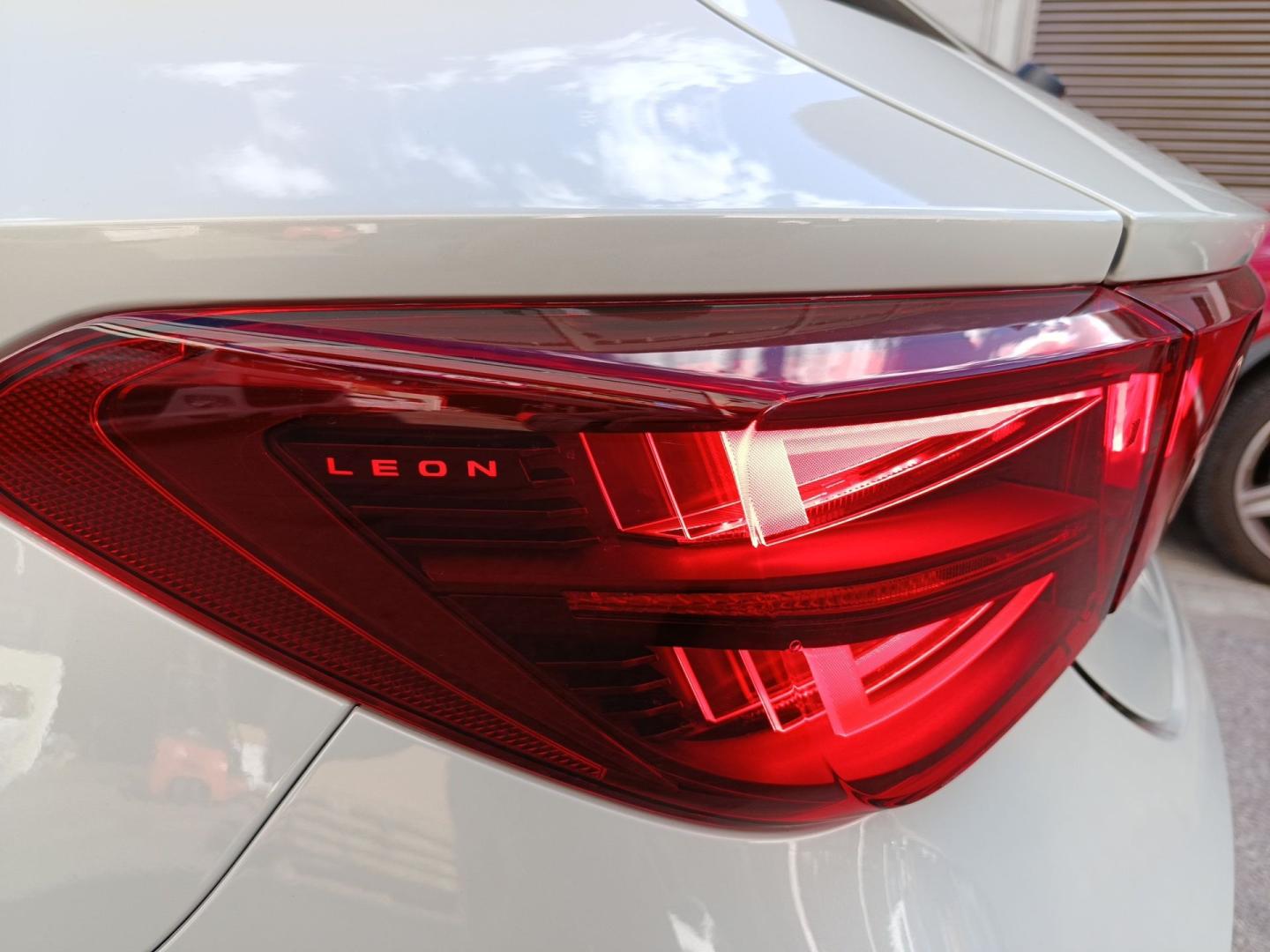 Cupra Leon 1.5 TSI 110 kW (150 CV)
