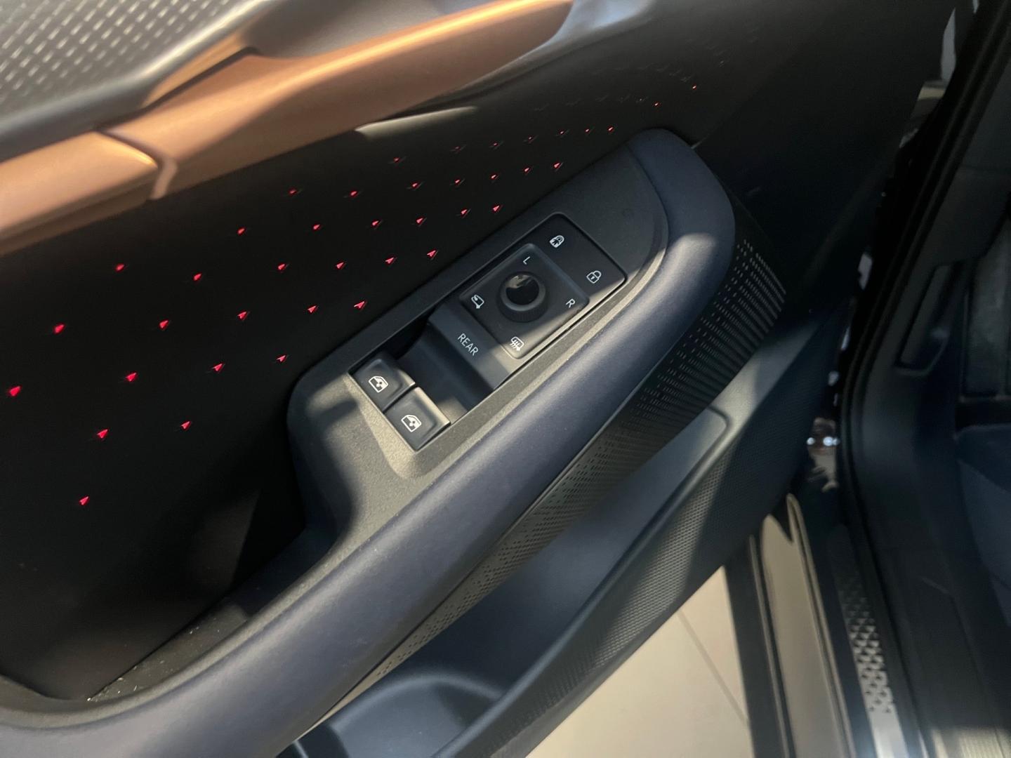 Cupra Tavascan 77kWh VZ Dual Motor AWD 250 kW (340 CV)