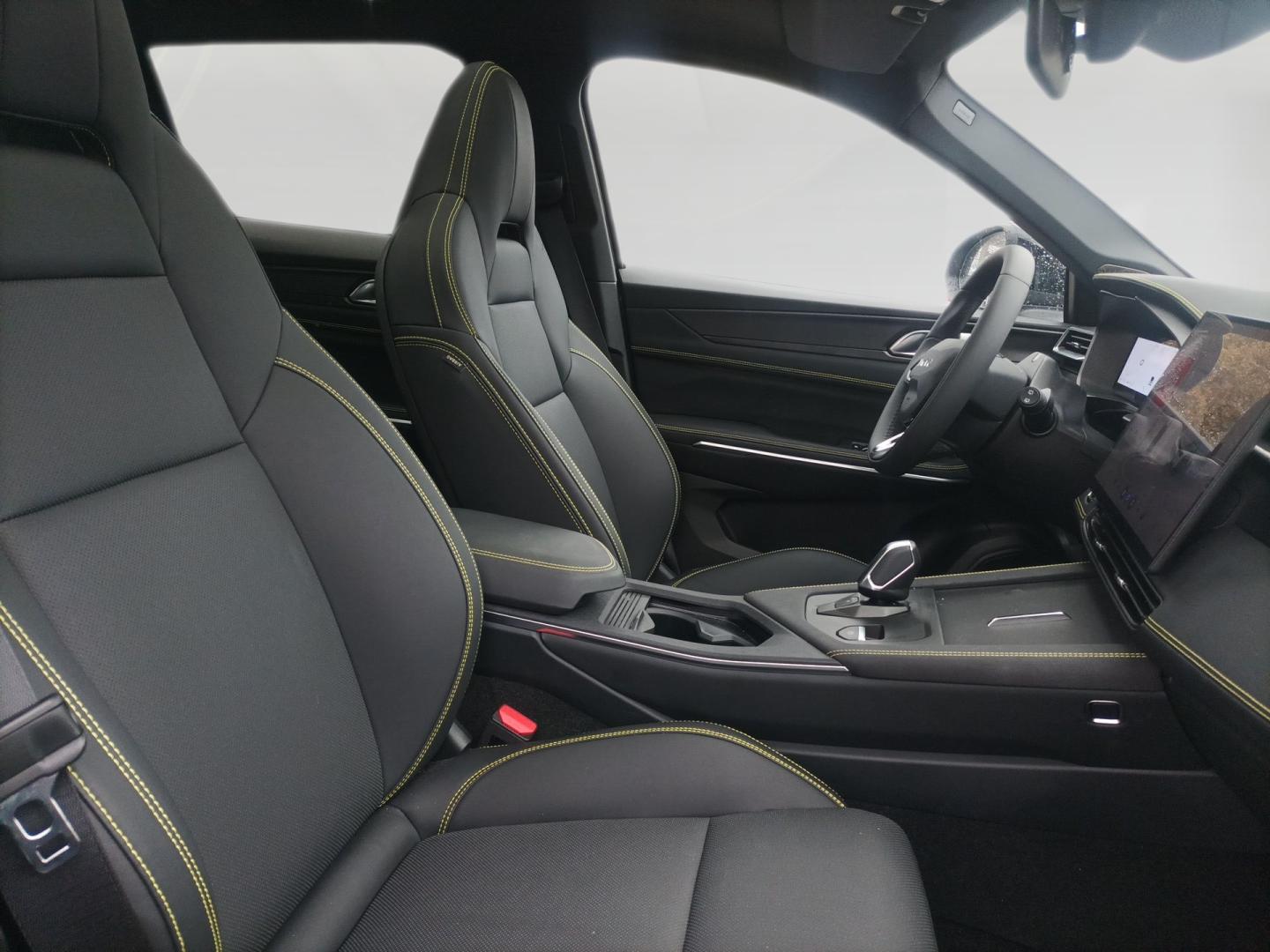 Lynk & Co 01 1.5 PHEV More 203 kW (276 CV)