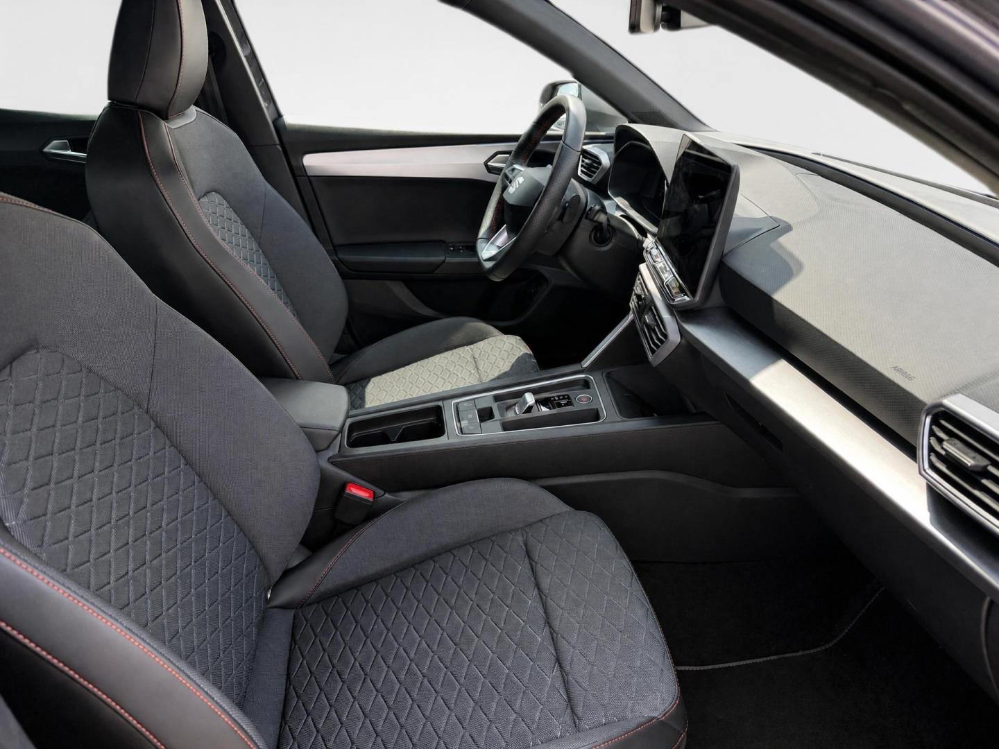SEAT Leon 1.5 TSI e-Hybrid FR XM DSG 150 kW (204 CV)