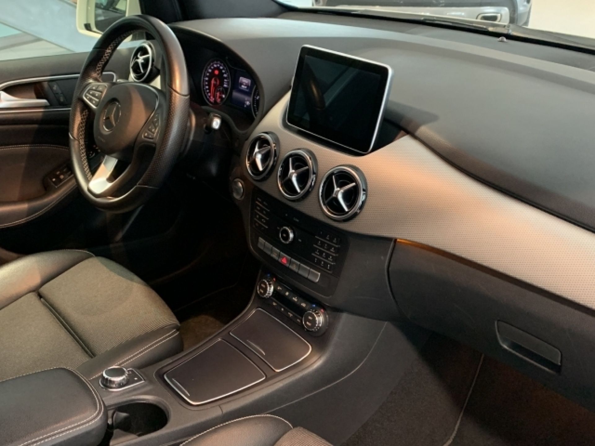 Mercedes-Benz Clase B - 9