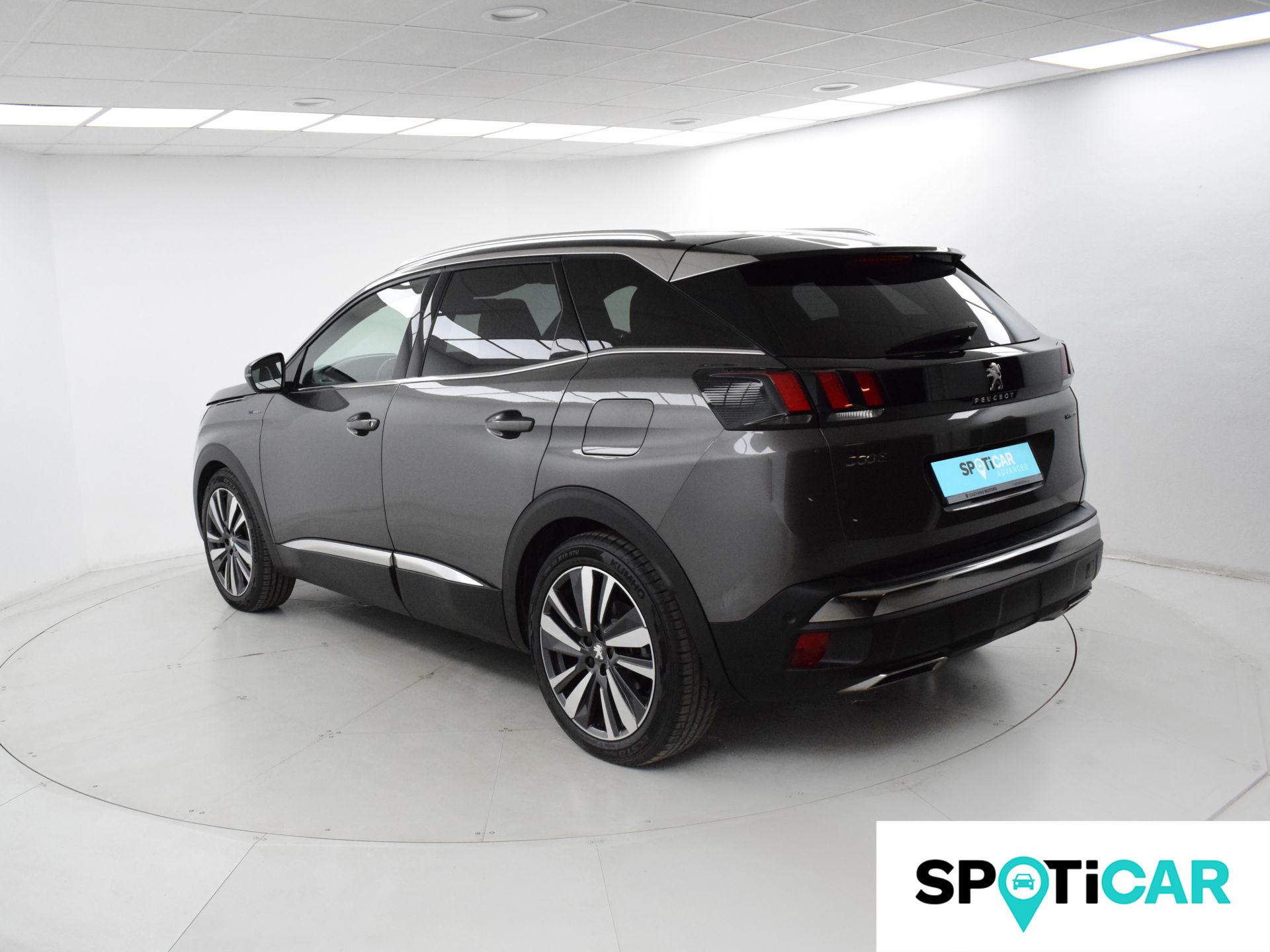 Peugeot 3008 Hybrid - 8