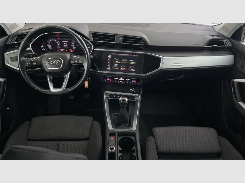 Audi Q3 - 11