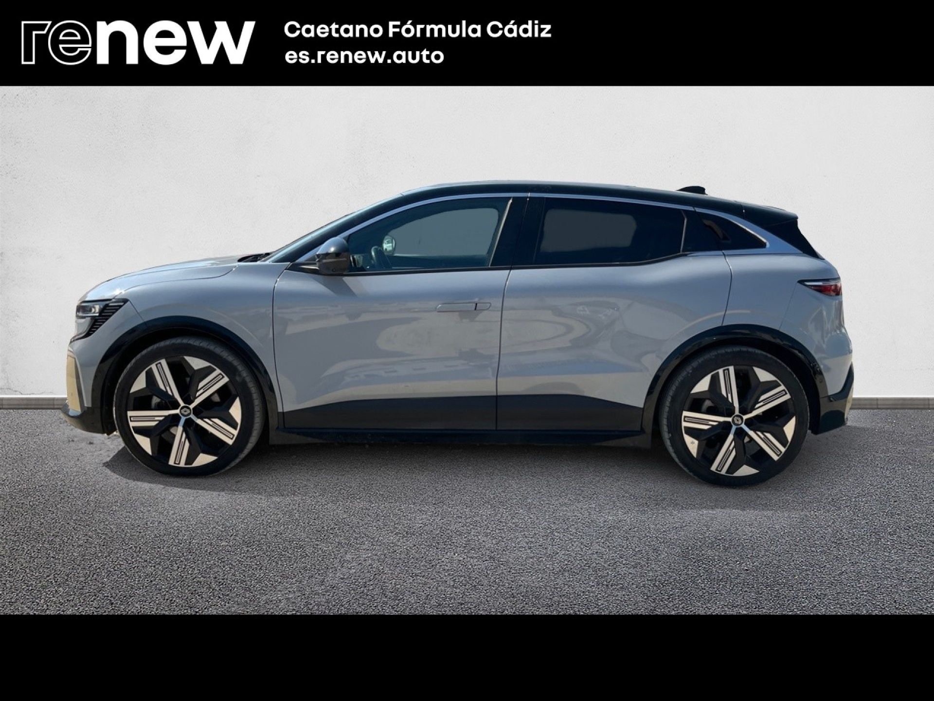 Renault Megane E-Tech - 4