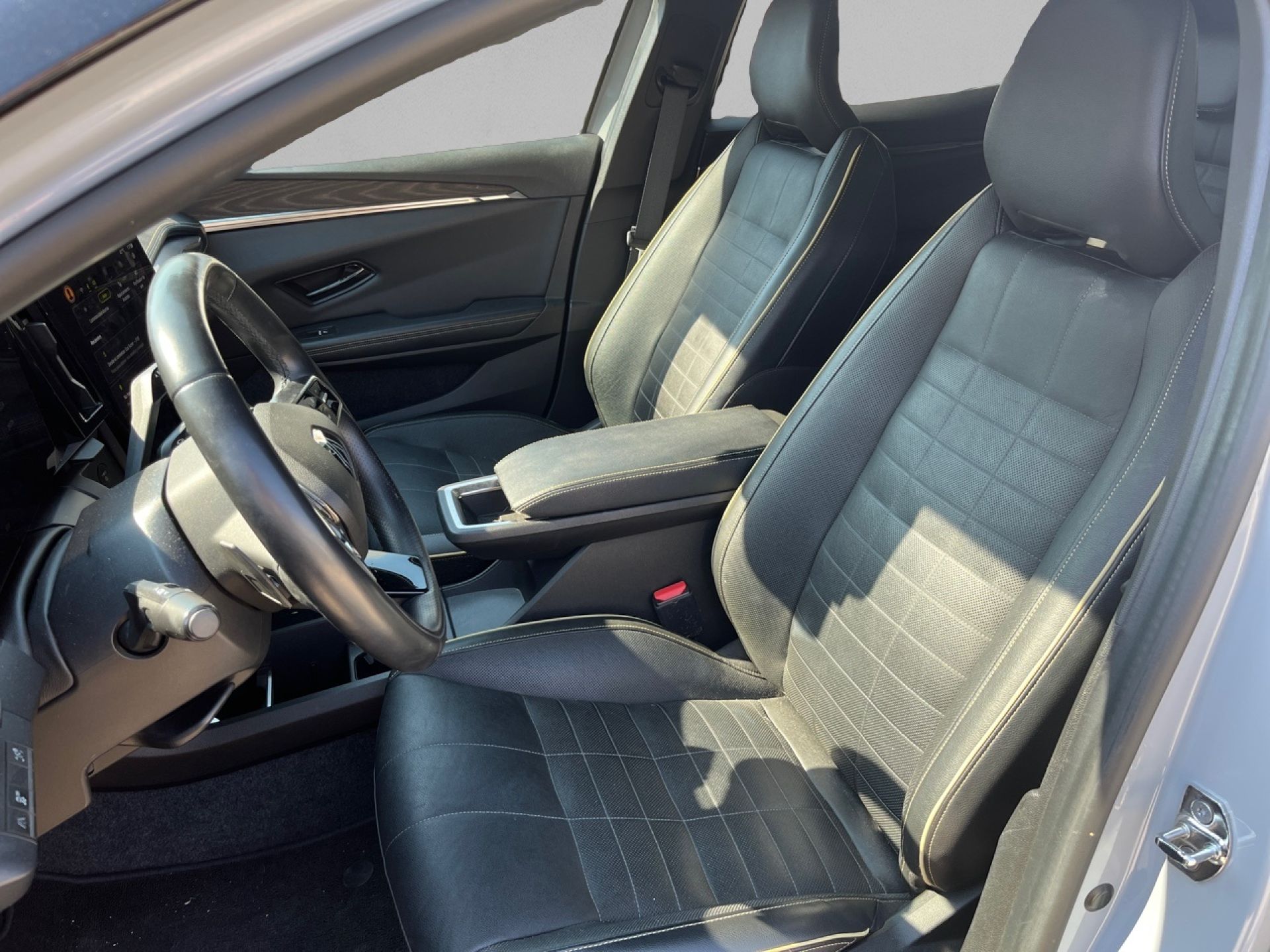 Renault Megane E-Tech - 11