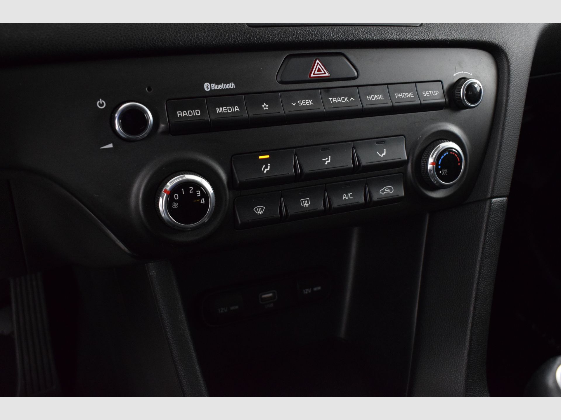 Kia Sportage - 11